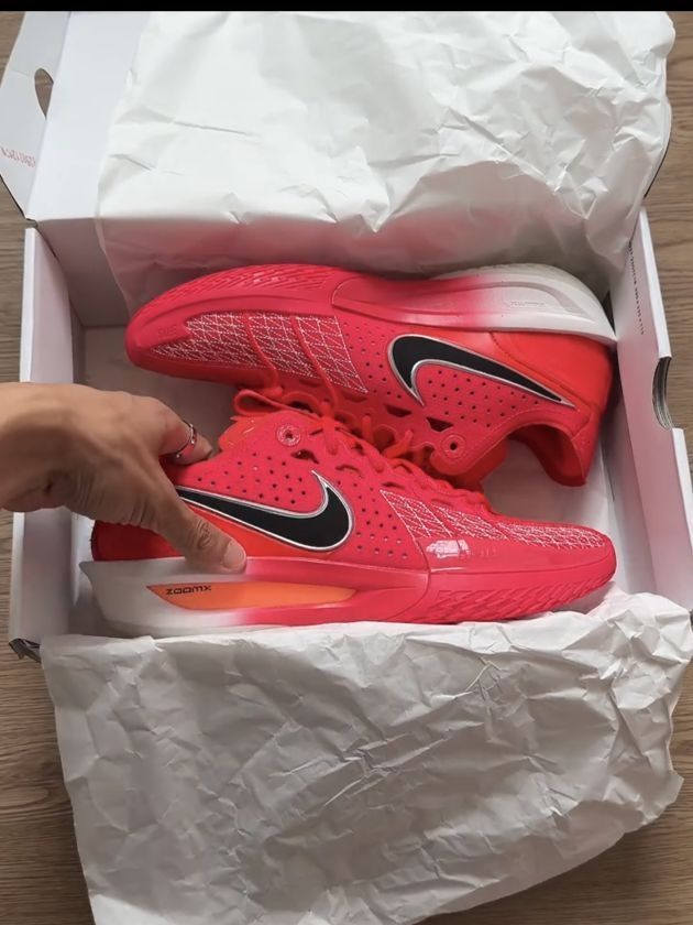 🔥Nike Air Zoom G.T. Cut 3 🏀热血红款来袭！助你称霸球场✨