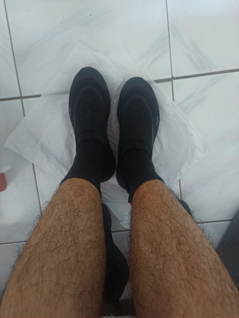 不错，就是得买小半码或者一码，鞋子比较轻