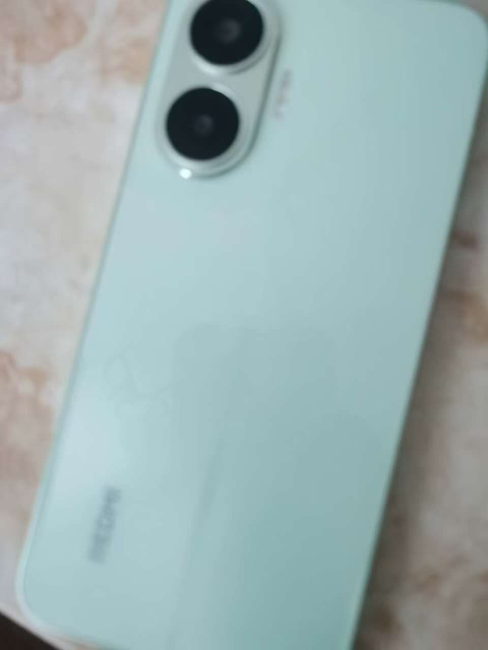前段时间手机突然出故障，正好红米Turb