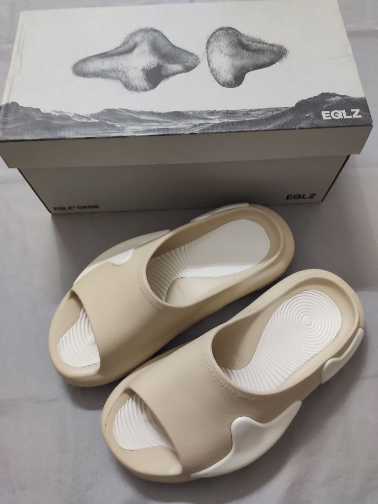 义阔家的拖鞋真的爱到心里去🍂