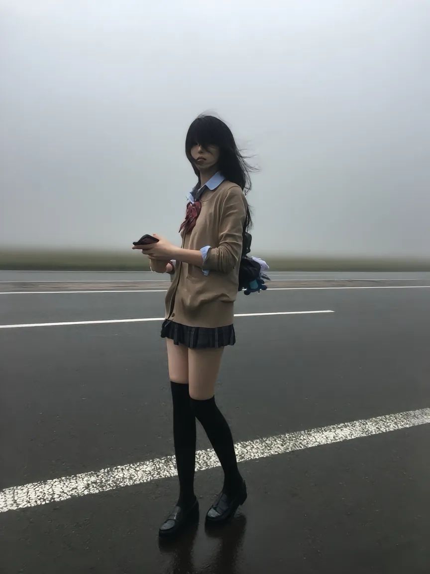 氛围感拉满！阴天日系校供感穿搭