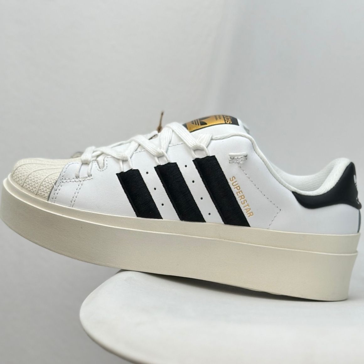 日常穿不踩雷的adidas板鞋，优缺点唠唠