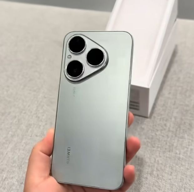 华为Pura80 vs iPhone16终极PK！1300元差价到底值不值？