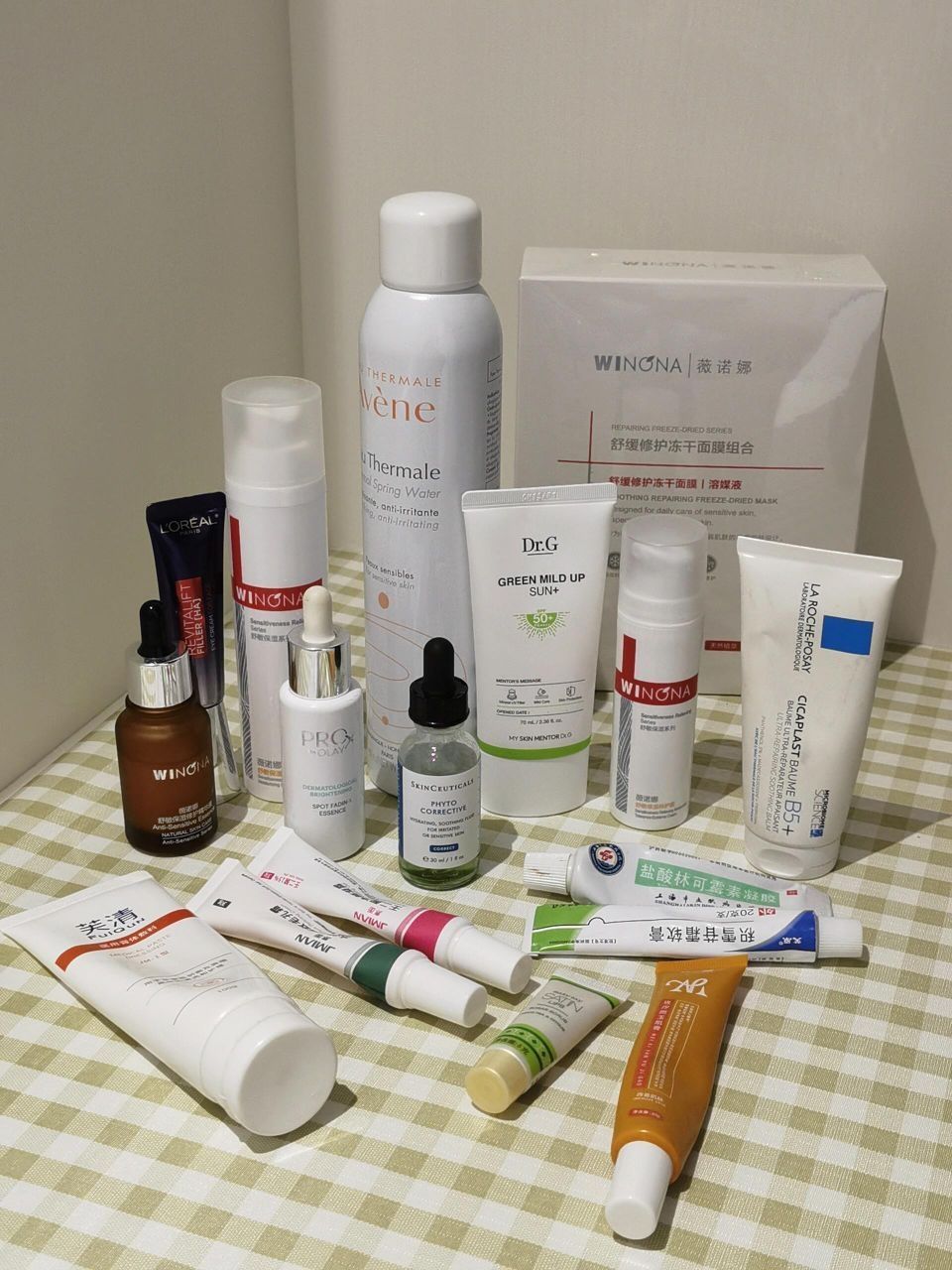 学生党痘敏肌护肤品已成型