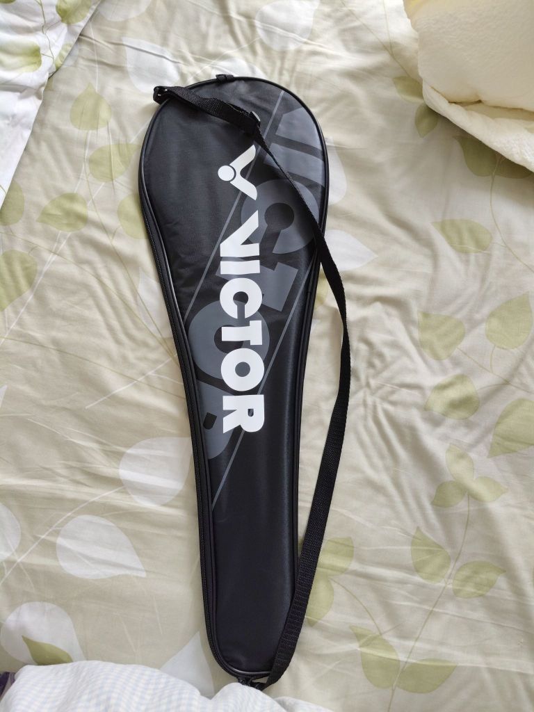 太好了，第一次买羽毛球拍，没想到那么好，