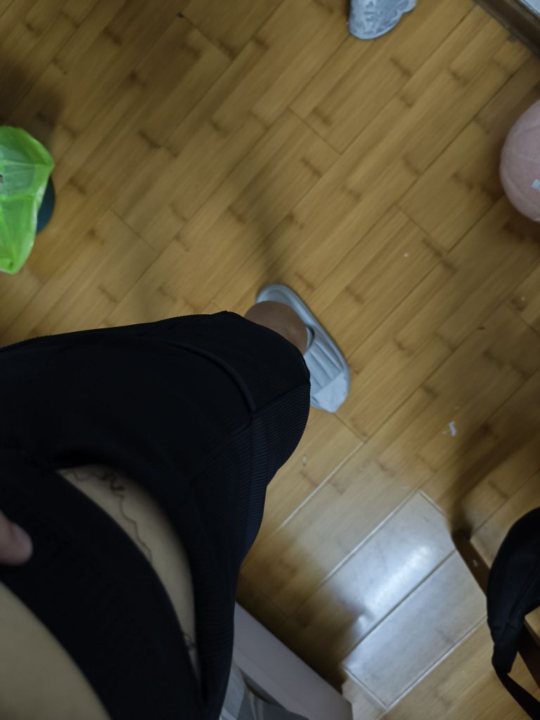 官方客服说我这个产品过了三包期