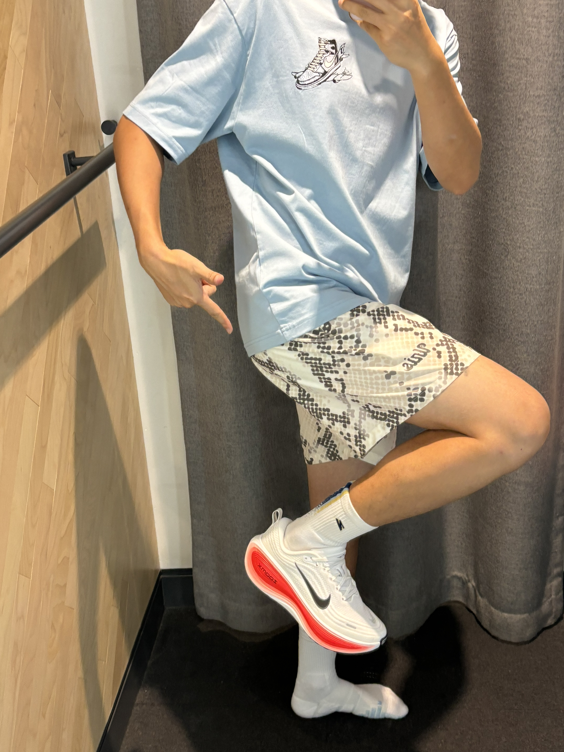 鞋子的行为艺术