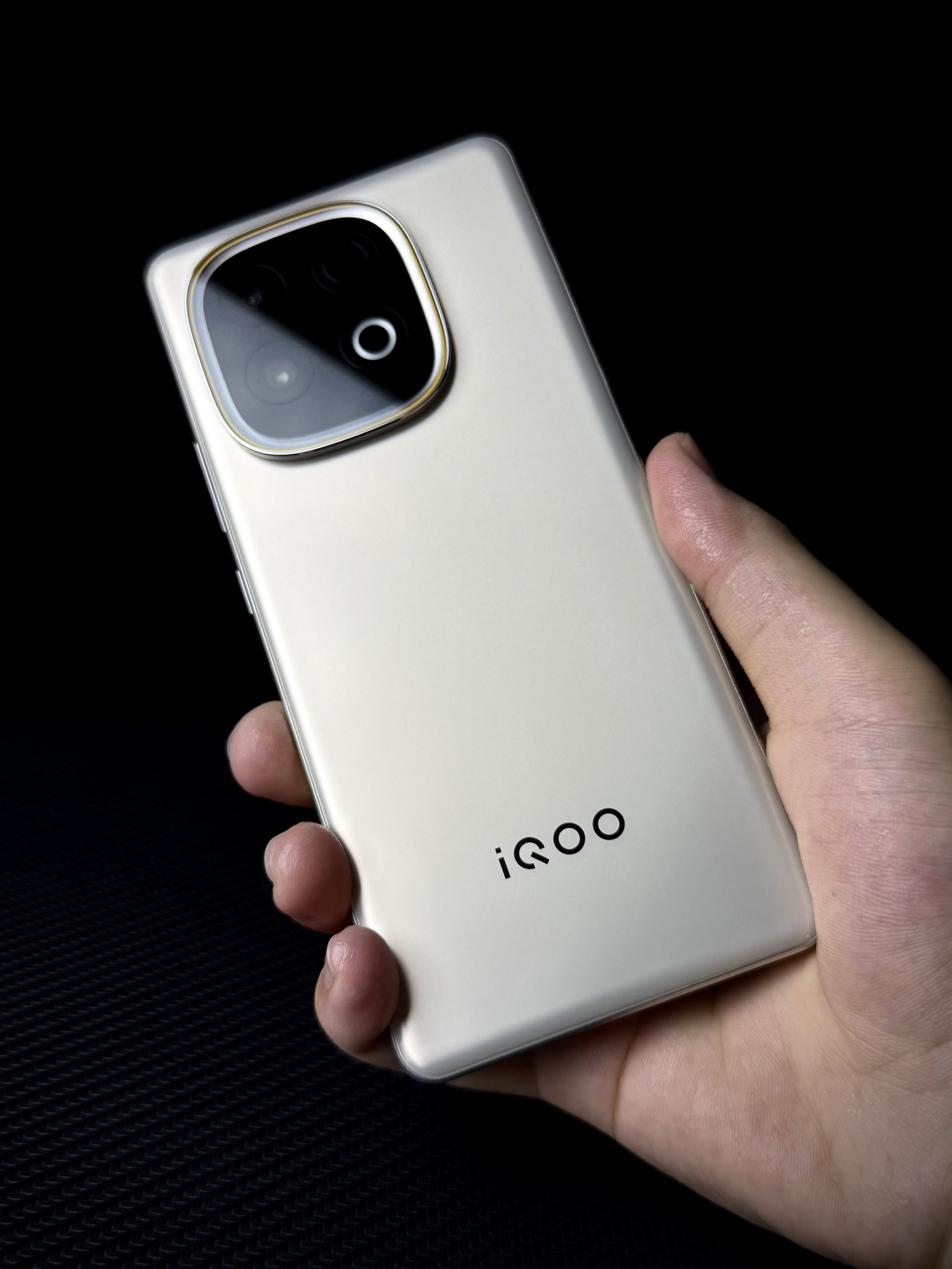 开学新装备，我有iQOO Z10 Turbo+