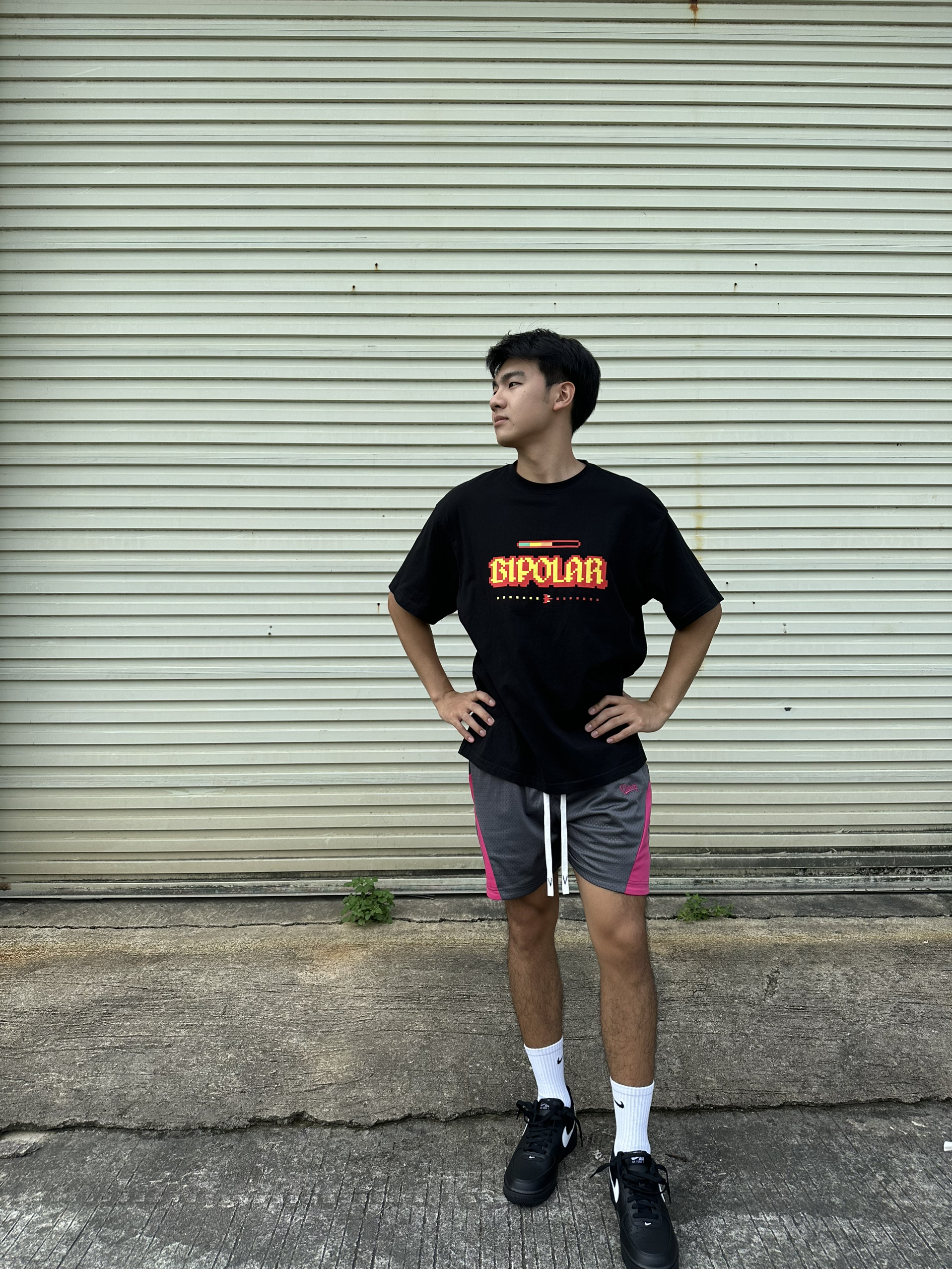 分享BIPOLAR像素风短袖