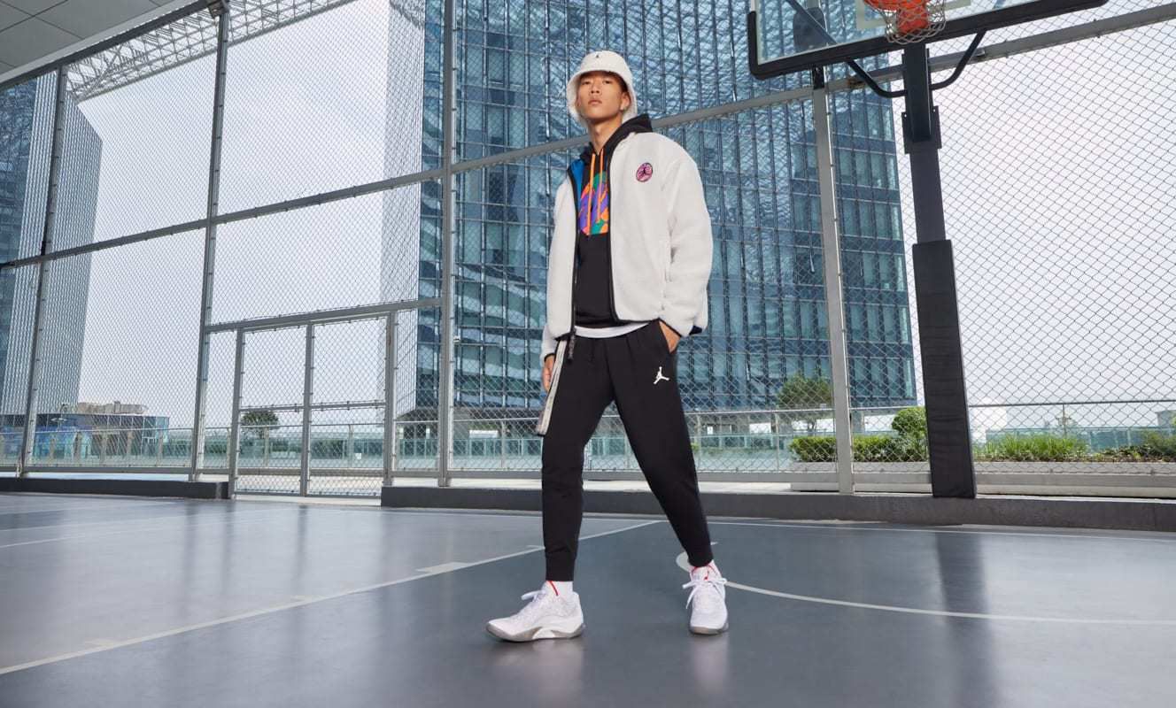 ⛹️♂️夏日运动正当时,速速穿上Jordan Zion 3 PF篮球鞋 前往球场大汗淋漓一场