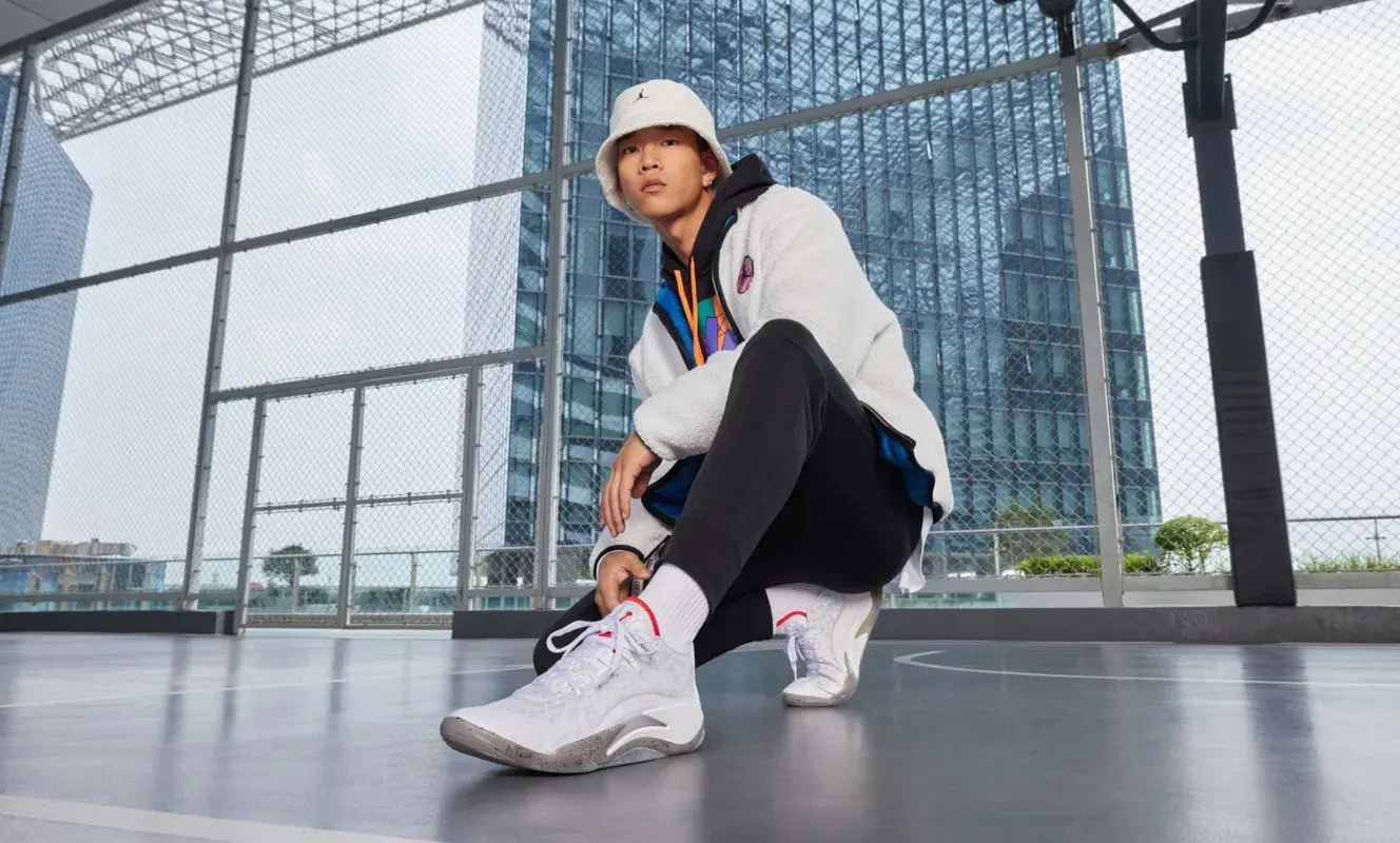 ⛹️♂️夏日运动正当时,速速穿上Jordan Zion 3 PF篮球鞋 前往球场大汗淋漓一场