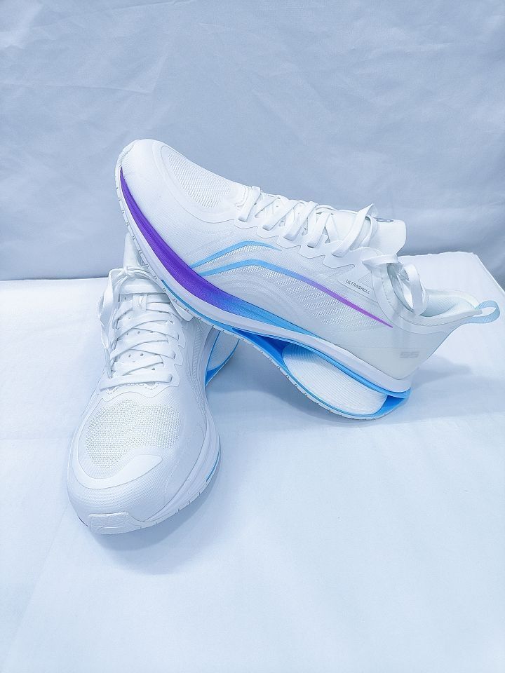 李宁吾适5S 3.0实测：通勤党&慢跑新人的「真香」利器！