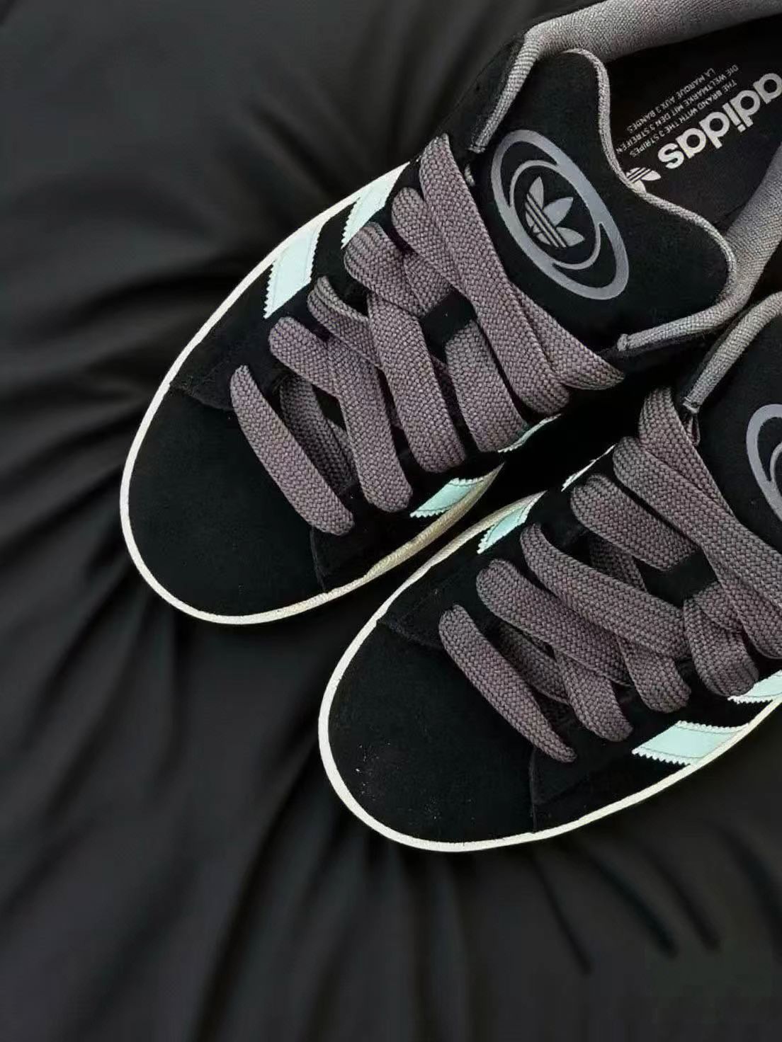 这双adidas originals CAMPUS 00s 低帮面包鞋,“复古潮流+高性价比”