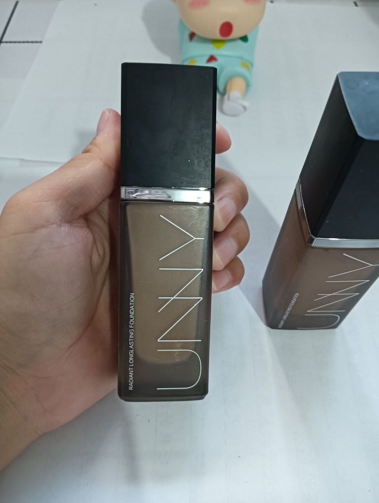 Unny 粉底液