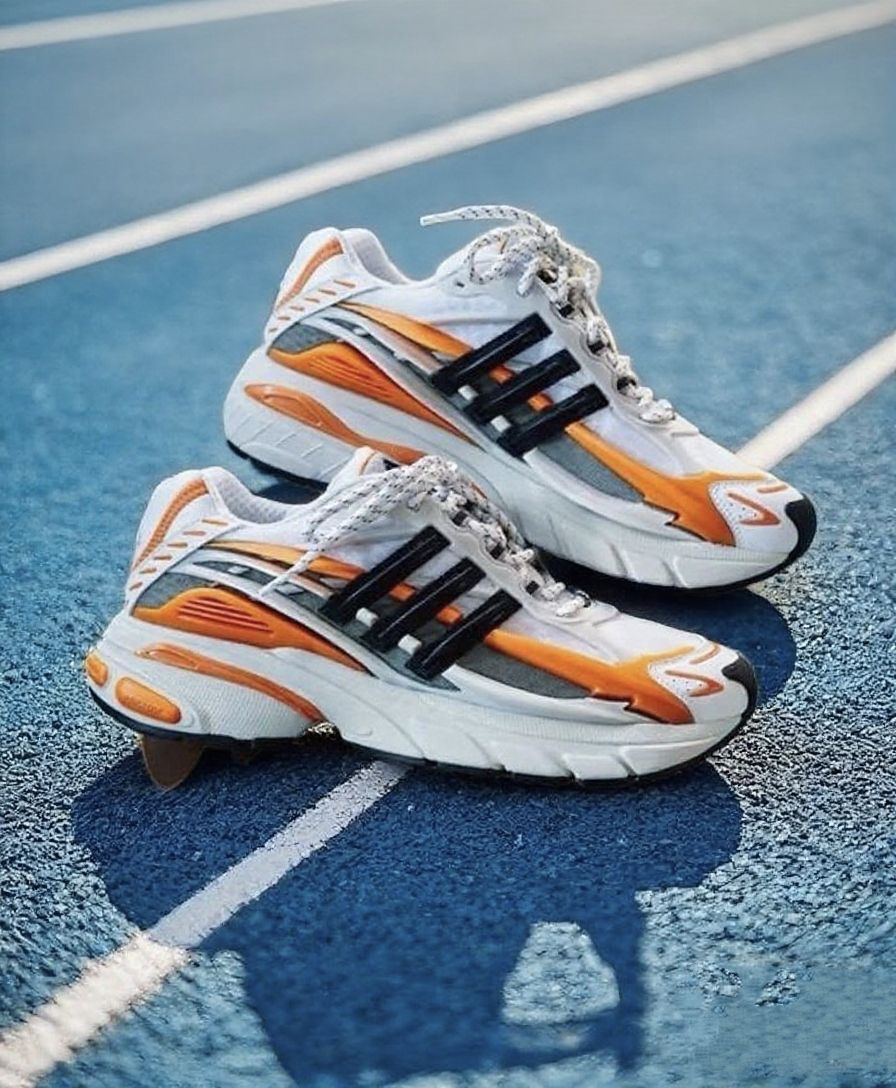 当科技跳进艺术池！Pharrell x adidas ADISTAR JELLYFISH 炸场来袭