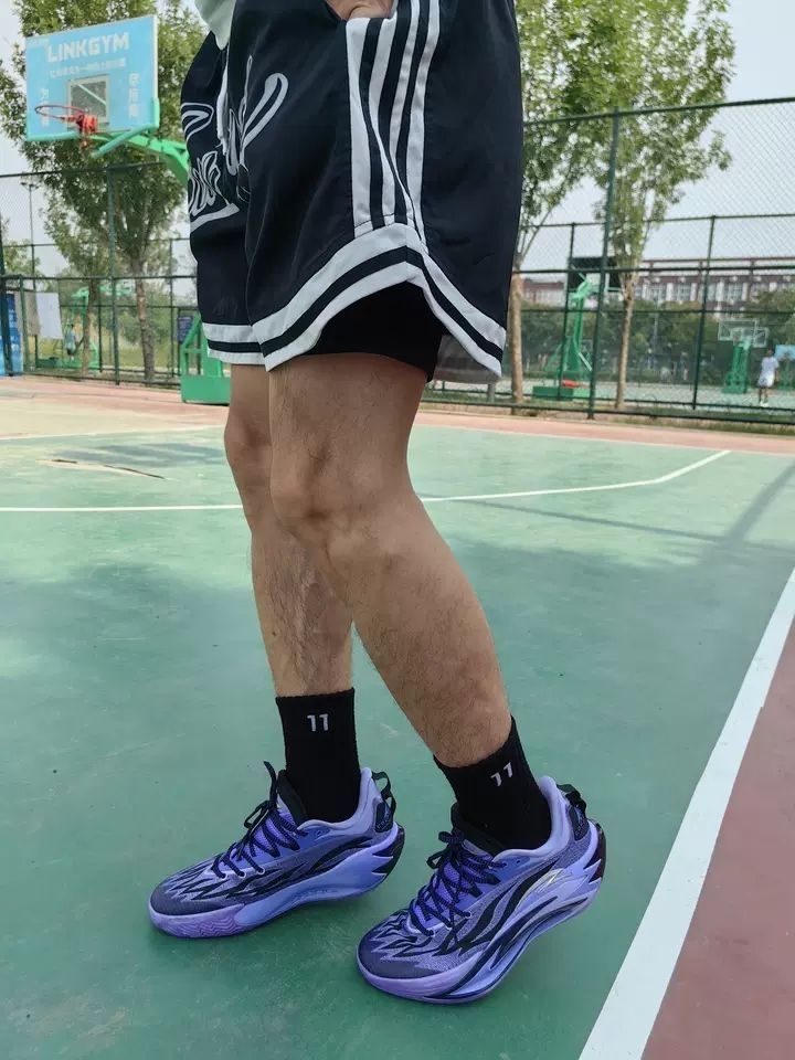 安踏狂潮7🔥|把「实战科技」卷到极致的狠鞋!