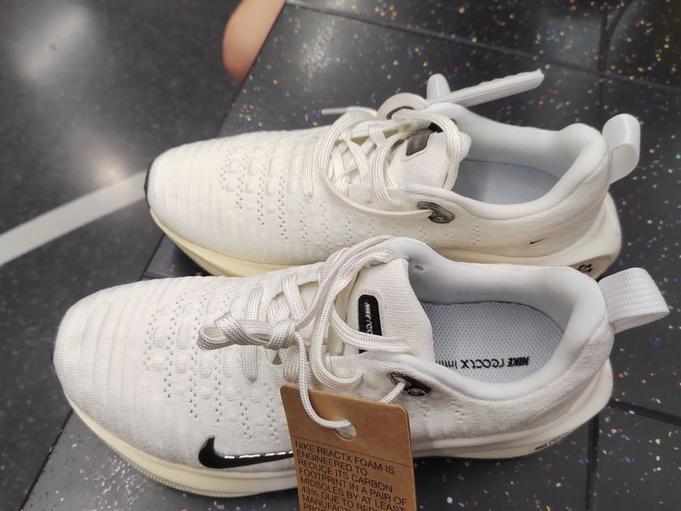 雨天也能狂飙！Nike React Infinity Run 4防水又缓震，软到像踩云朵！