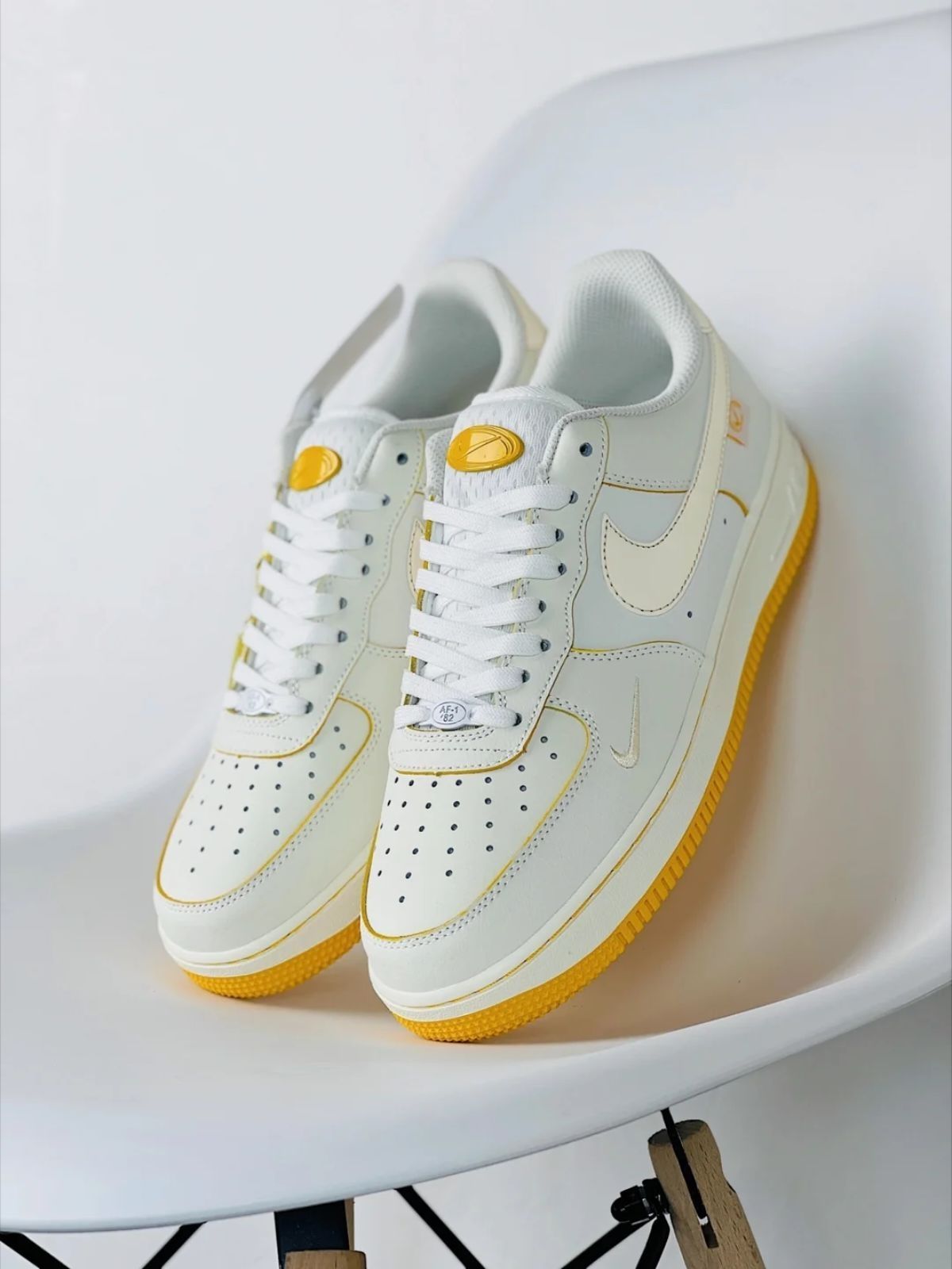 新入手的Nike黄白,是真的吗?