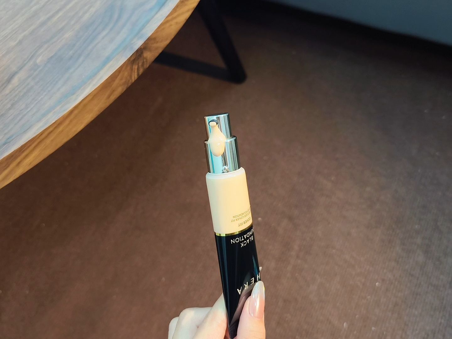 锐评一下hera黑金粉底液
