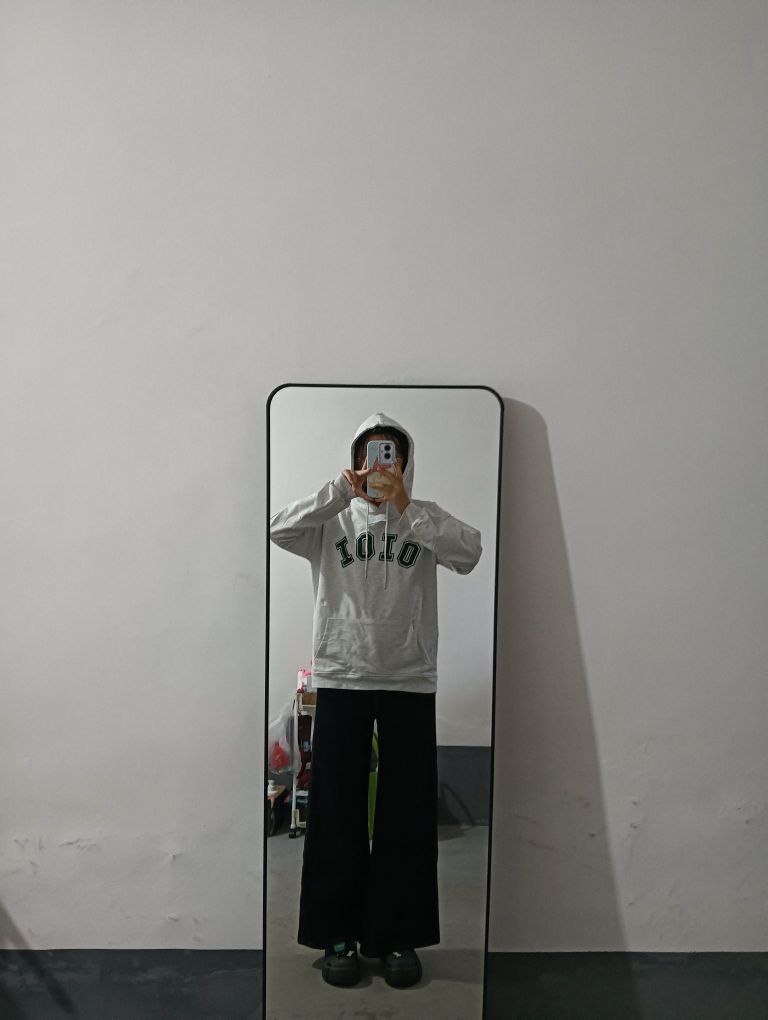 又到了穿卫衣的季节了