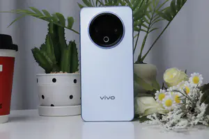 📦 开箱时刻!见证续航灭霸vivoY500登场✨