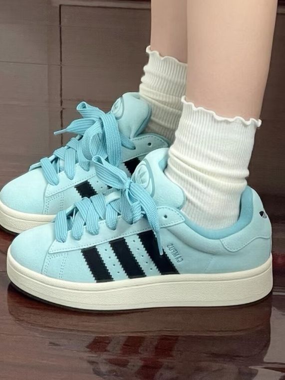💞秋季约会潮鞋:冰蓝色系的阿迪达斯Campus