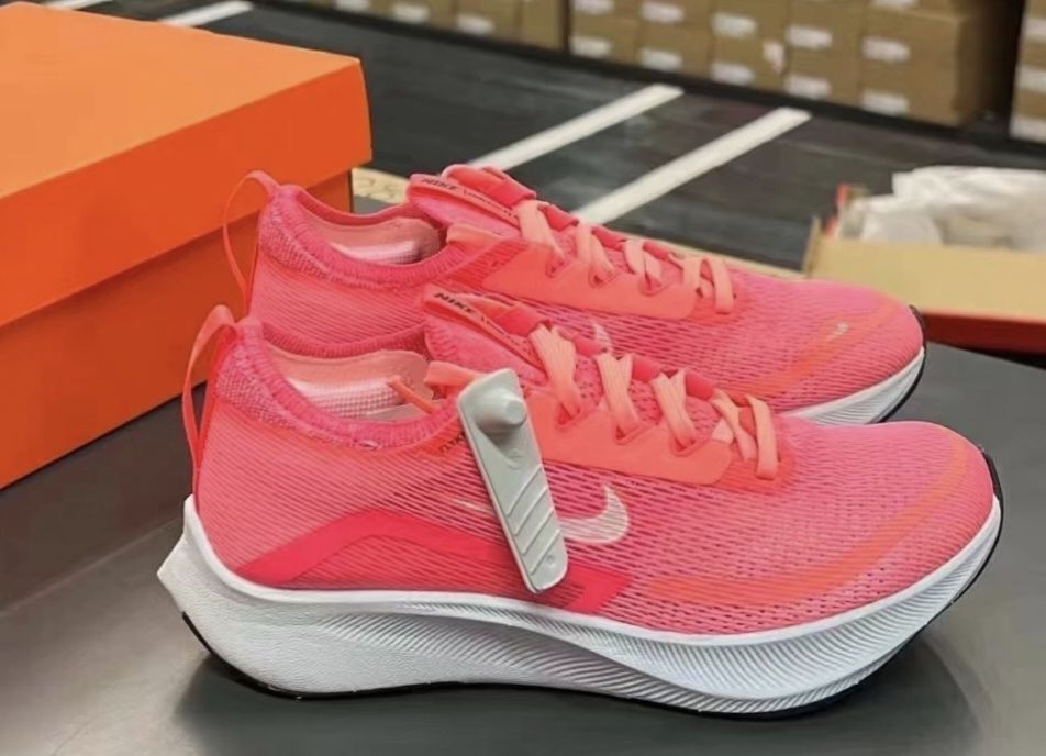 耐克Zoom fly4跑鞋日常竞训的好手！😊