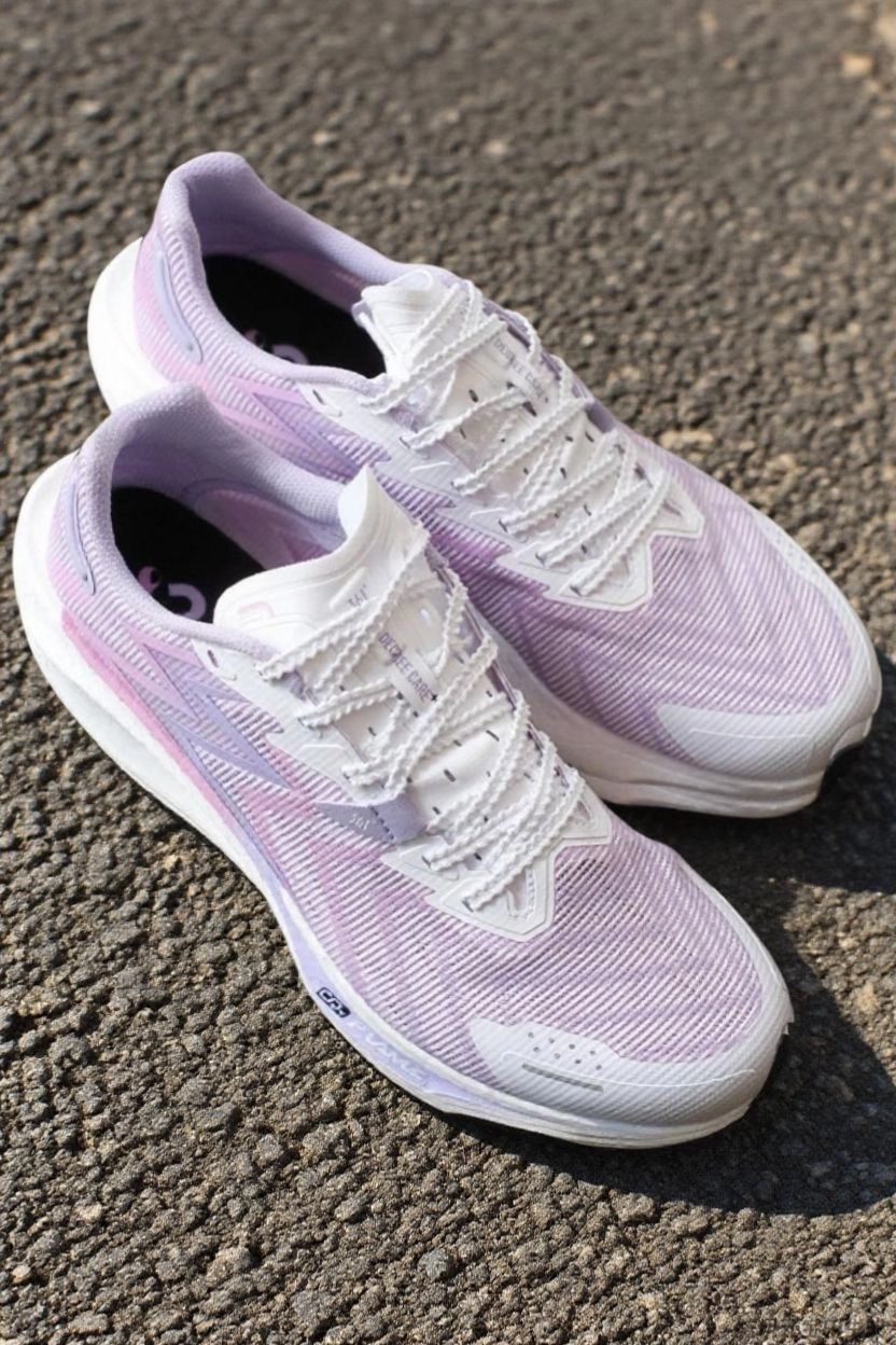 这双“紫霞跑鞋”，是我的晨跑搭子也是小烦恼💜