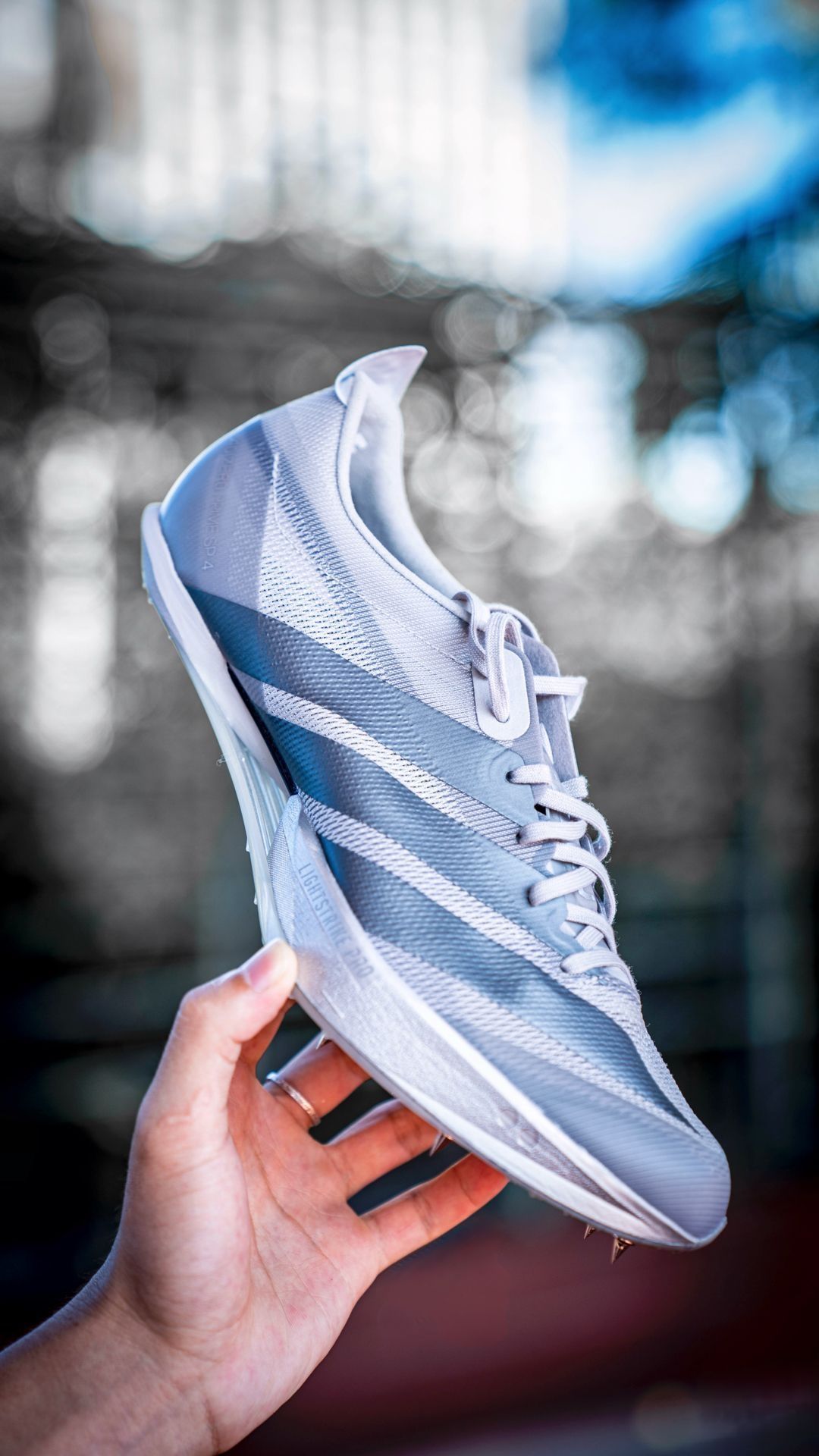 全网独家"国内唯一Sample!I Adidas 大蝉翼4 纯银配色