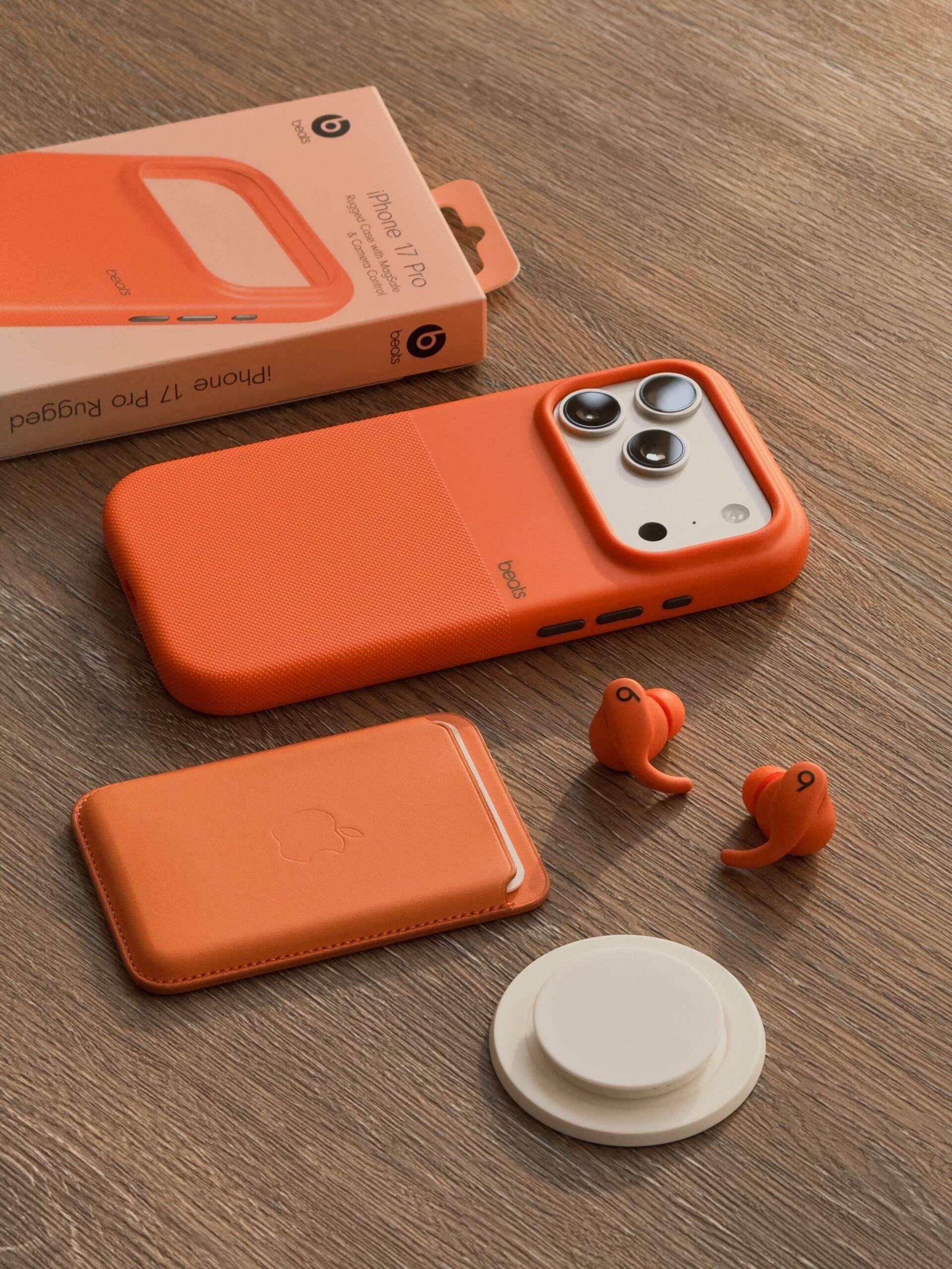 运动党本命!Beats Powerbeats Fit高燃橙太上头