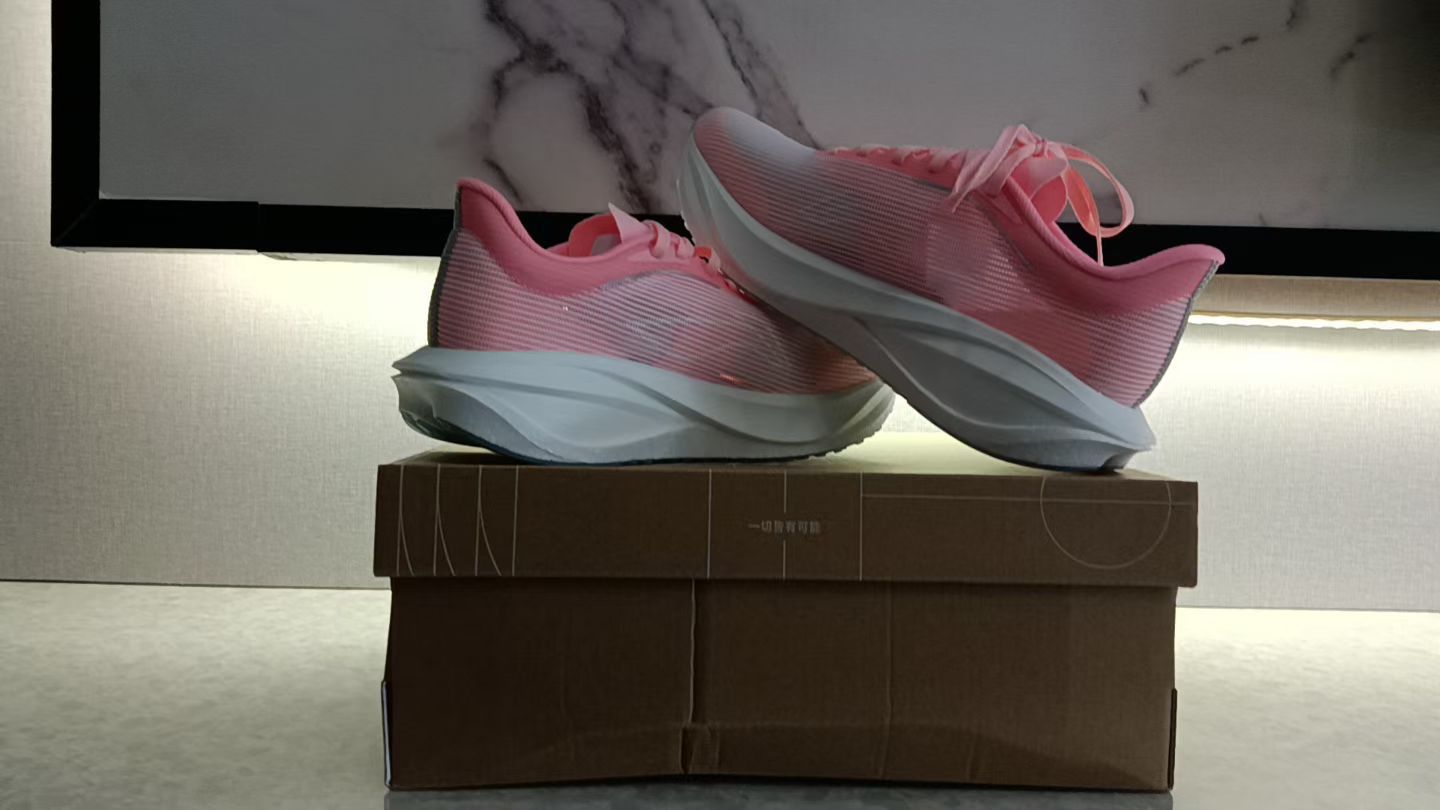 李宁飞电5c
