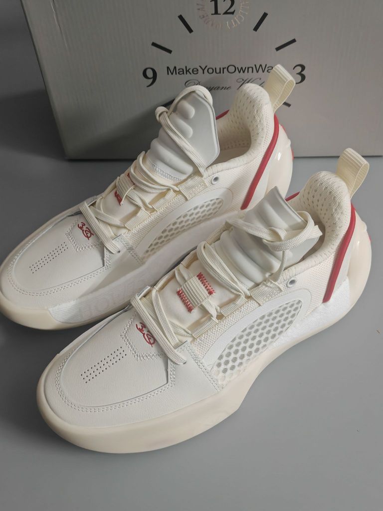 双11必冲！李宁全城12 Encore白鞋直接焊在脚上了
 