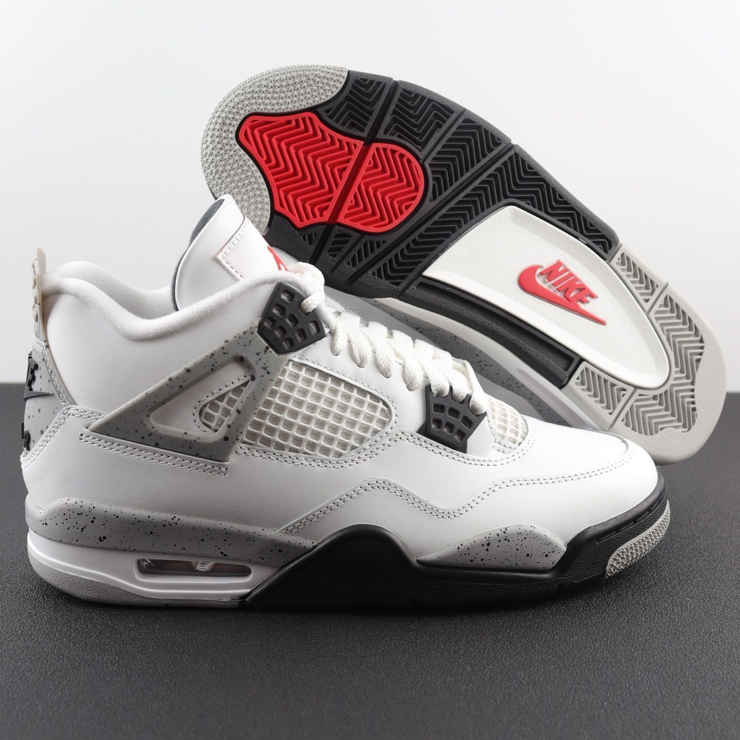 喜欢aj4的人90%都绕不开这双 | 白水泥