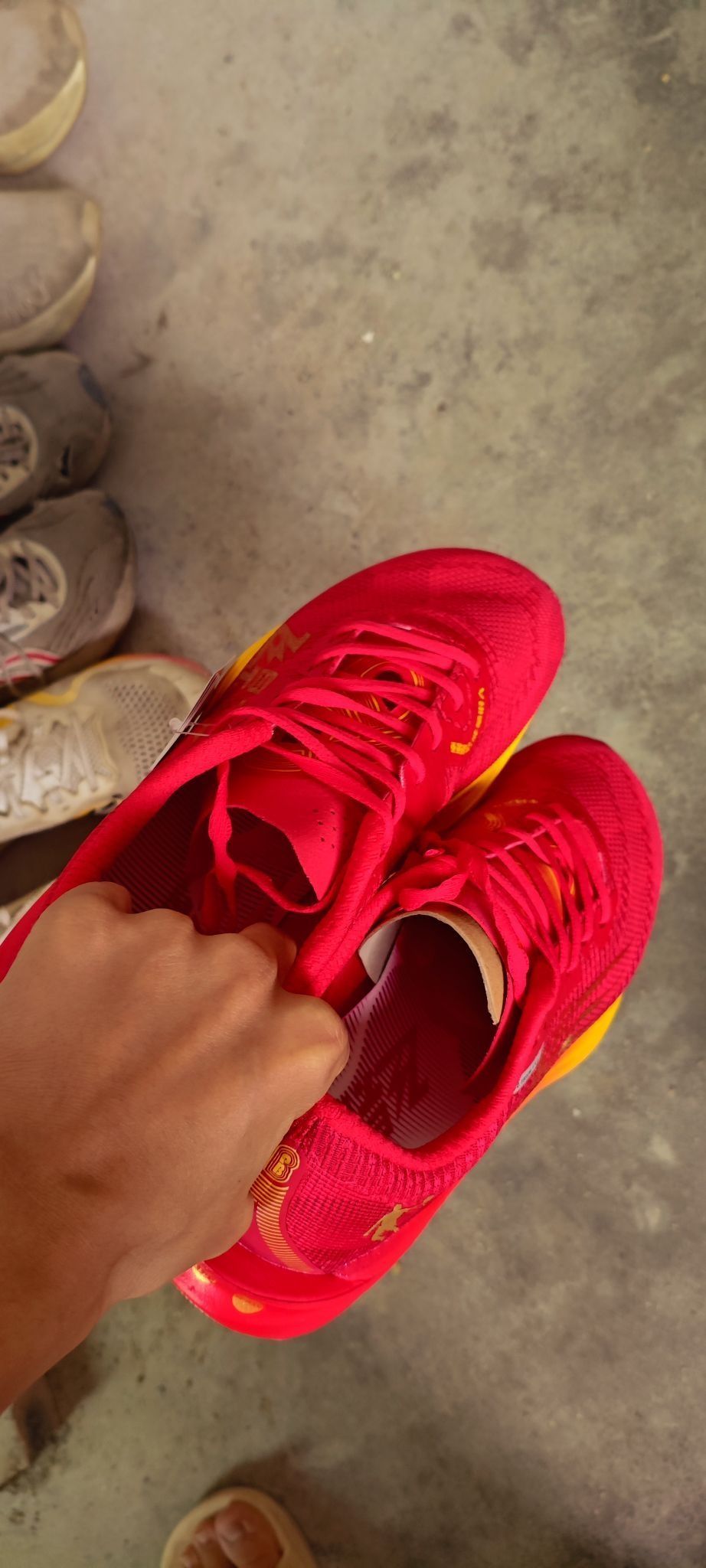 中乔做的这双鞋，我觉得非常不错，外观非常