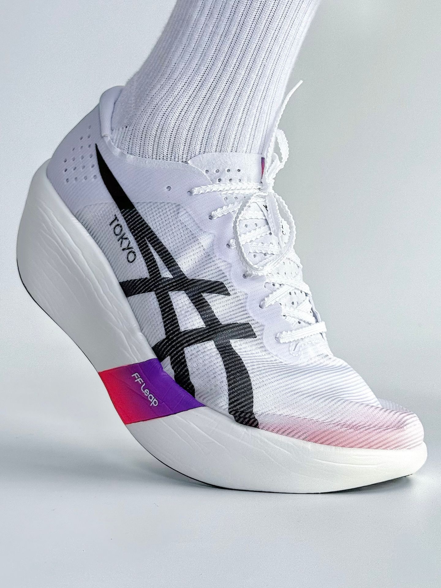 亚瑟士Metaspeed Ray超轻跑鞋