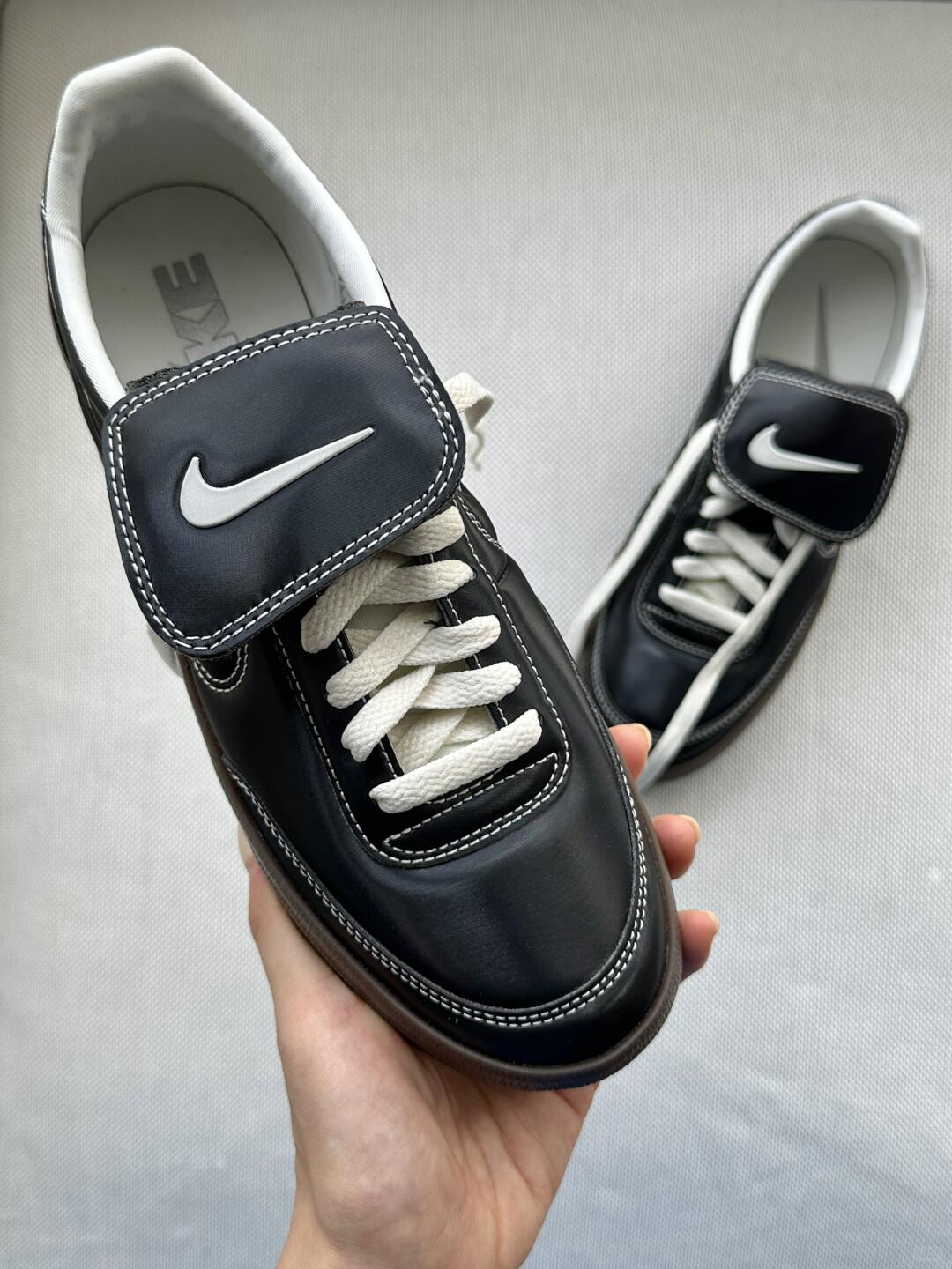 这双Killshot 2 Premium的黑棕调,是把“低调贵气”焊在鞋面上了👞
