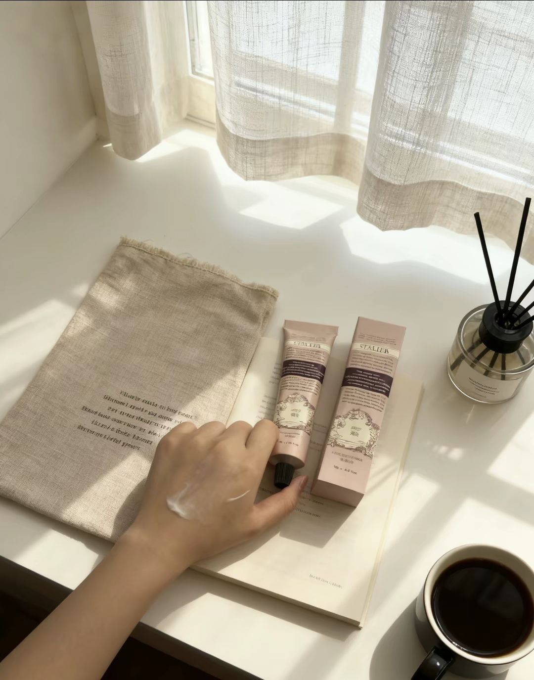 实测｜润培暮色人间护手霜：秋冬护手+伪体香双buff，不油腻还留香超久！