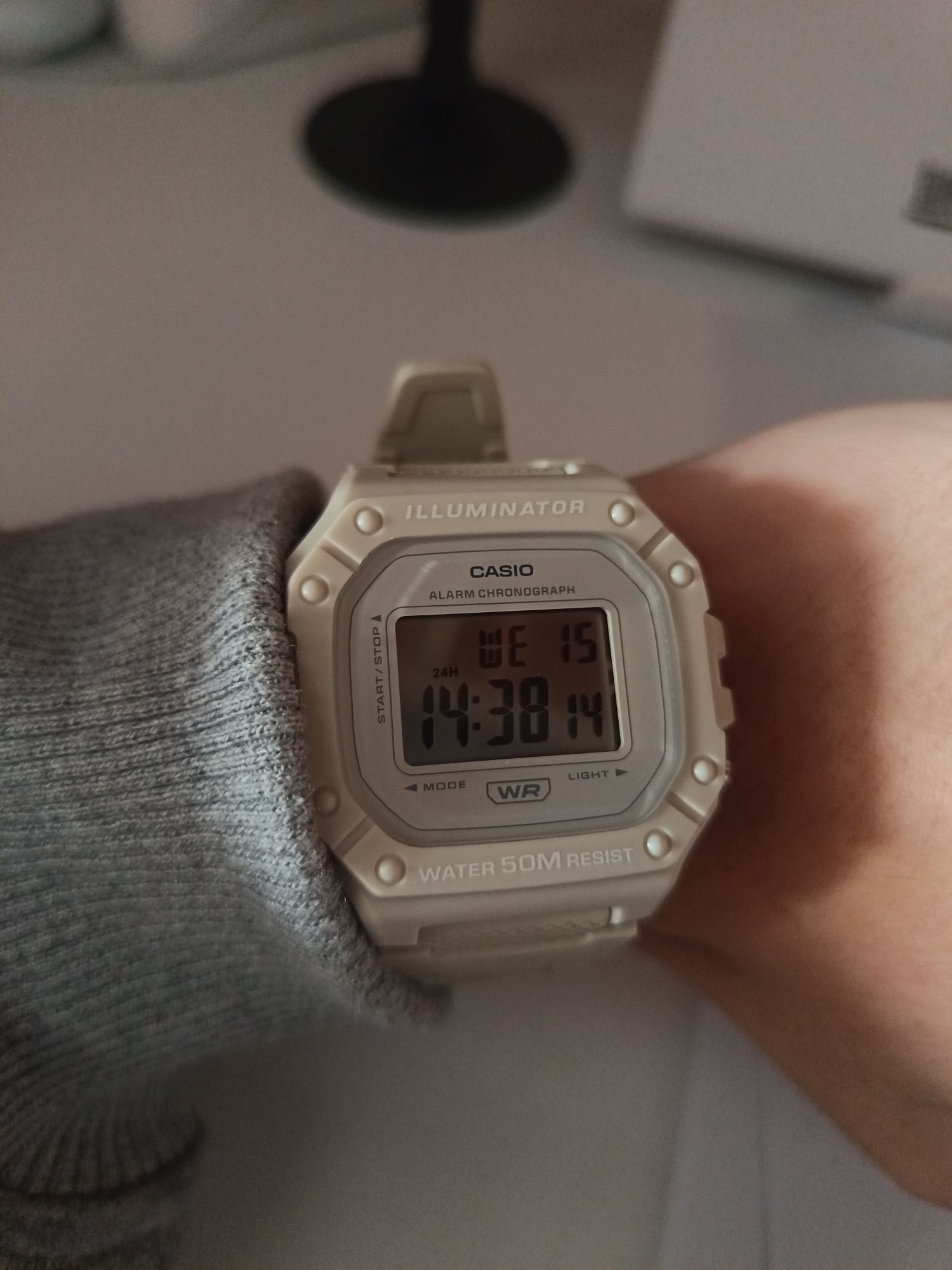经典小方块回归！Casio W-218HC是百搭耐用的真香选择