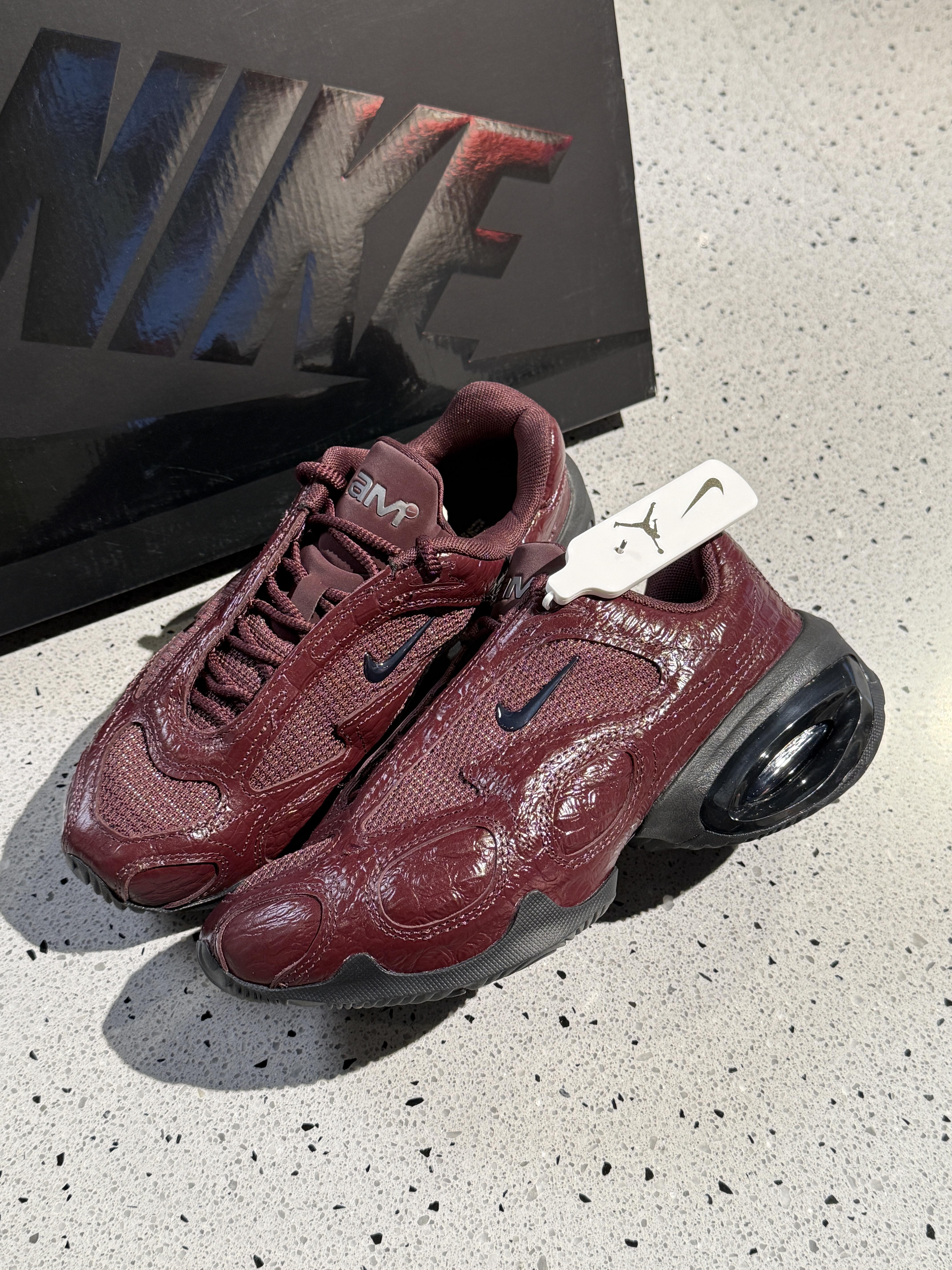 秋冬酒红buff叠满｜这双Air Max Muse踩在审美上了🍷