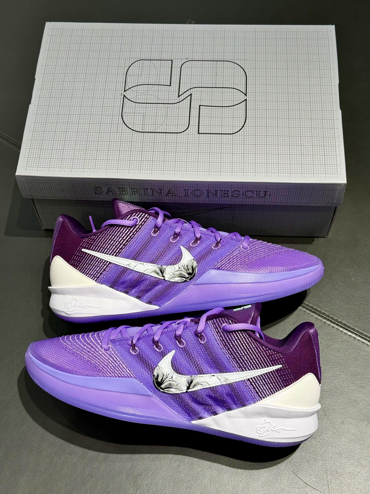 Nike Sabrina 3 冰晶紫藤|冬日球场的梦幻装备