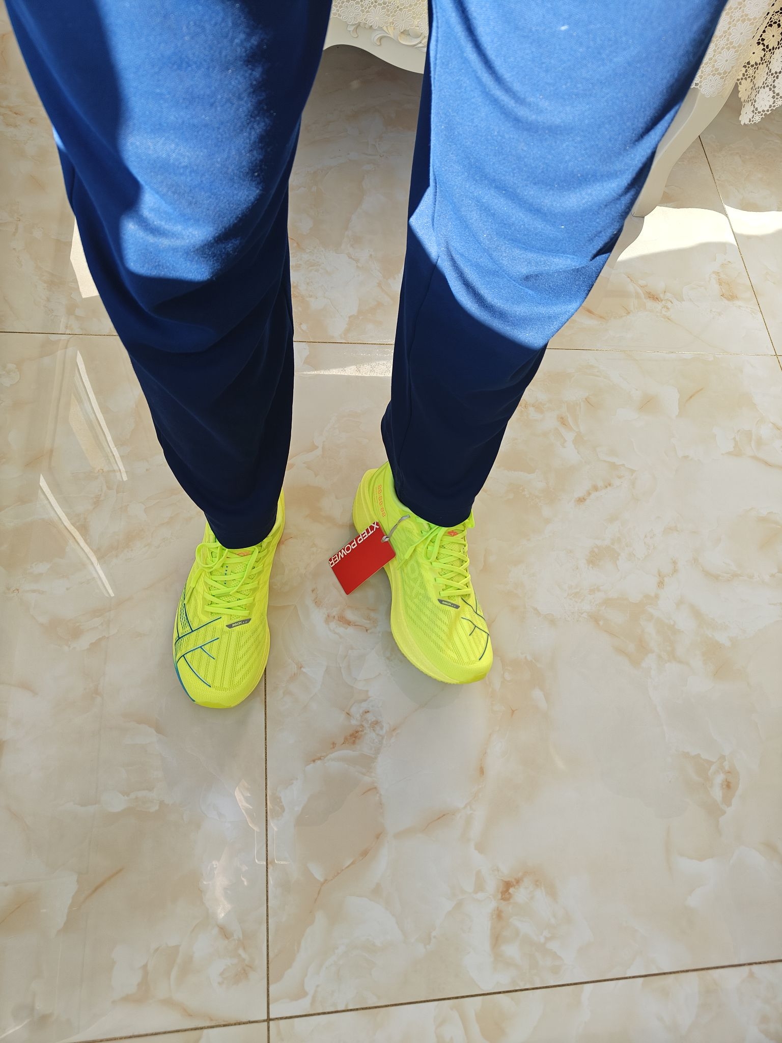 特步260x2.0万物生的测评