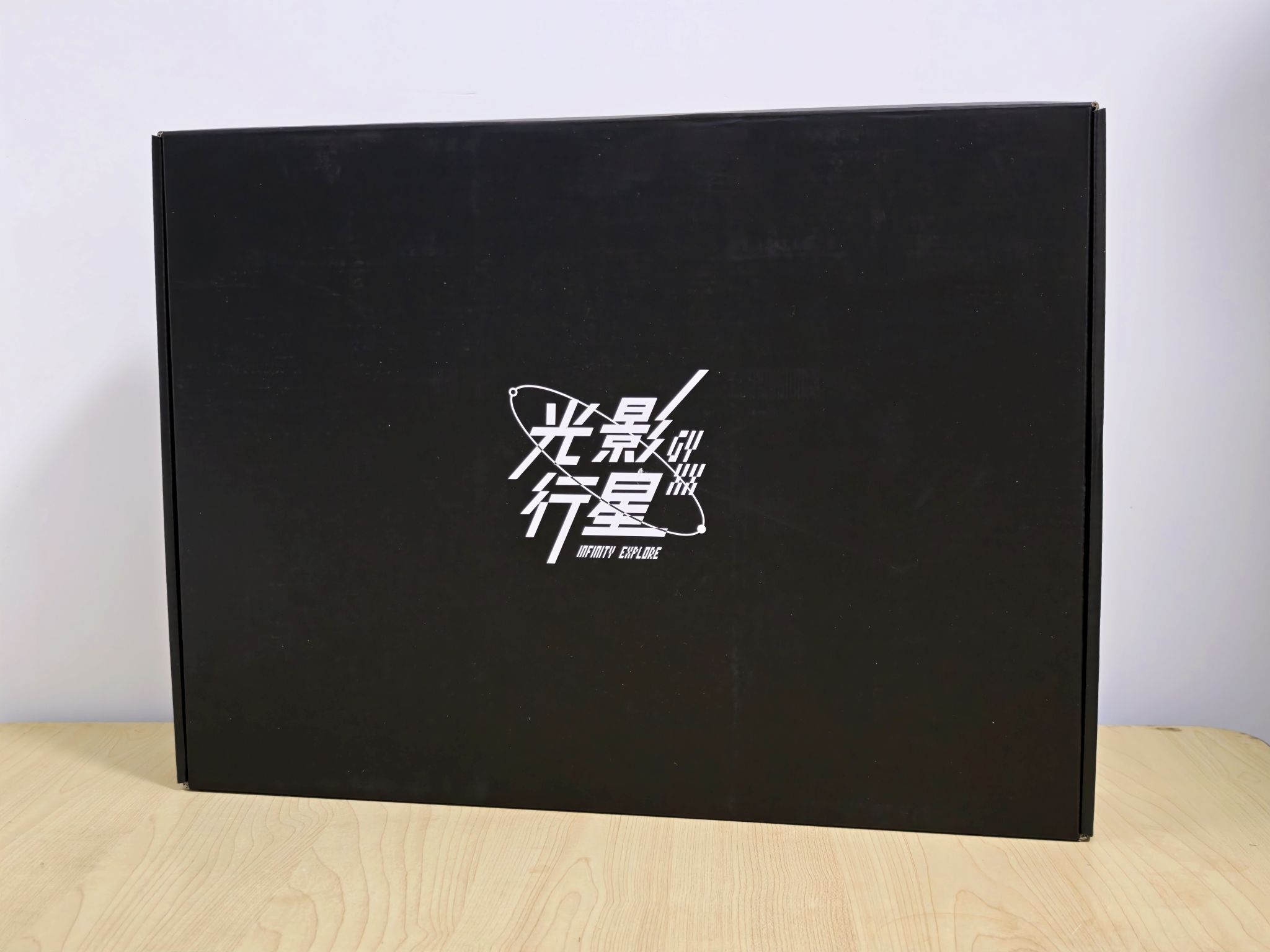 城市通勤必备挎包——光影行星阿波罗X1