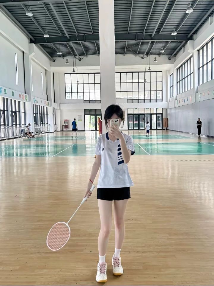 超适合新手宝宝的羽毛球拍！！！