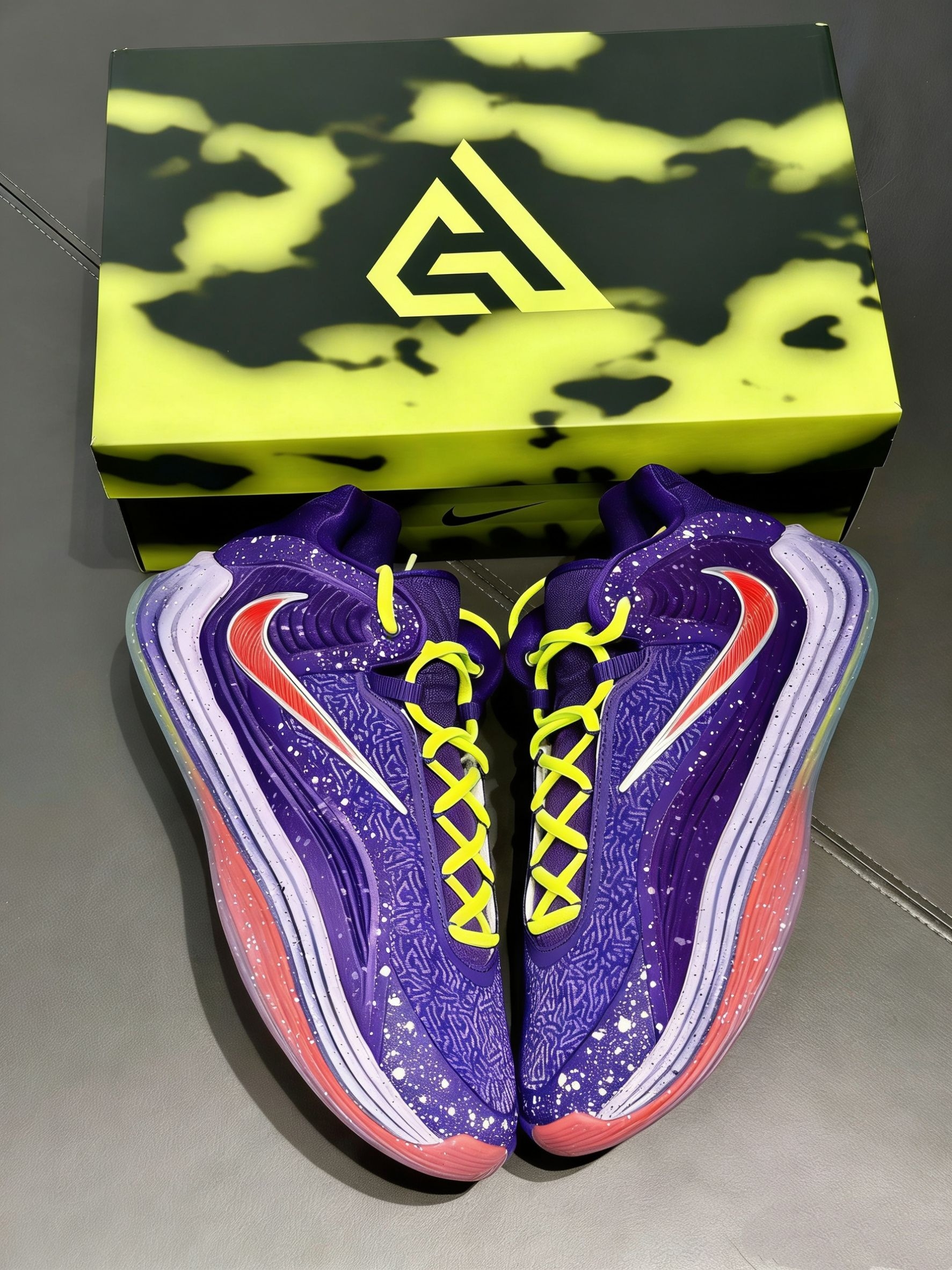 Nike Freak 7 圣诞限定｜冰雪幻境的氛围搭档