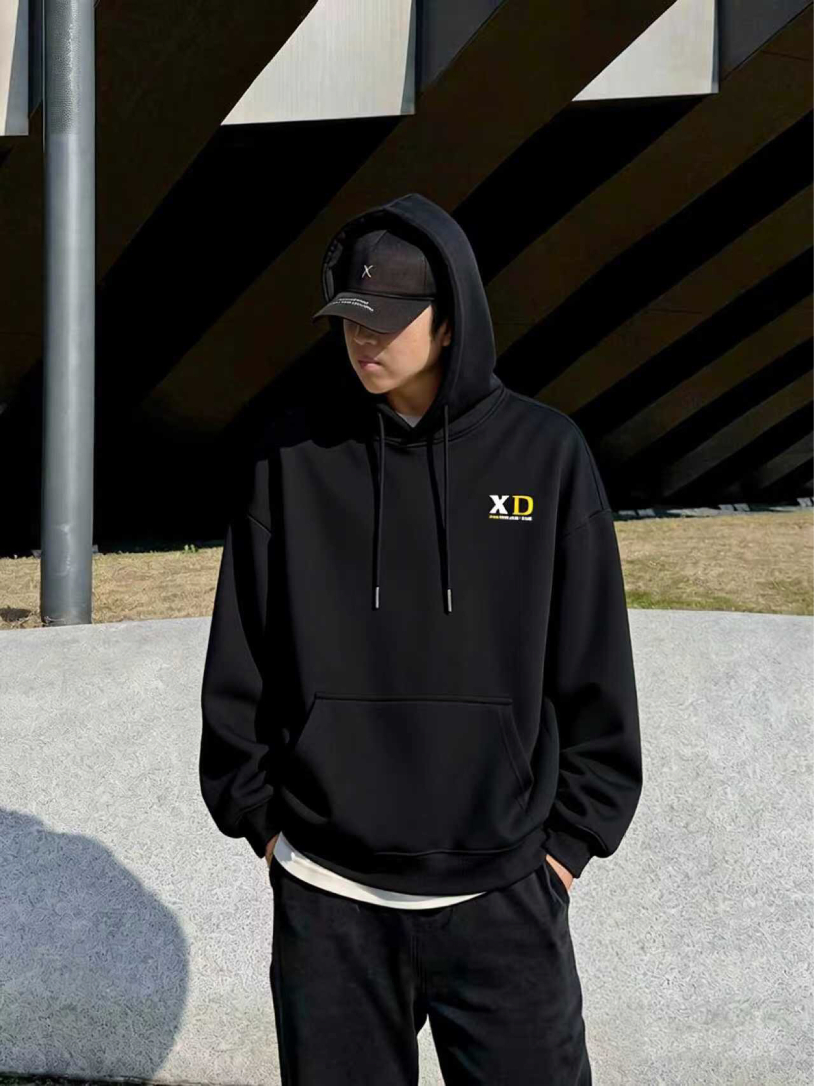 XDFM套头连帽卫衣学院风帽衫外套美式复古可爱眼睛印花加绒加厚