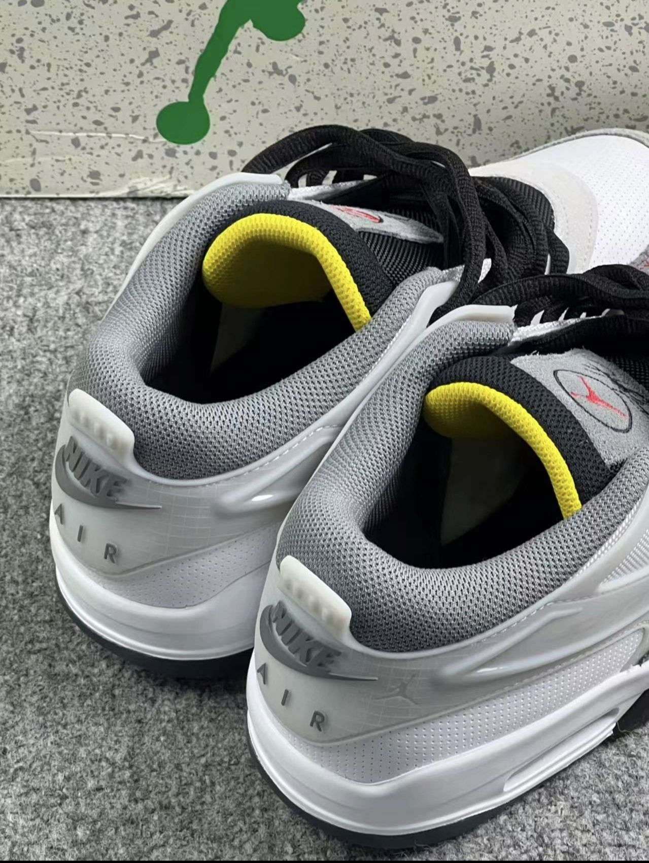 这双AJ312上脚一周,先说说实际感受: