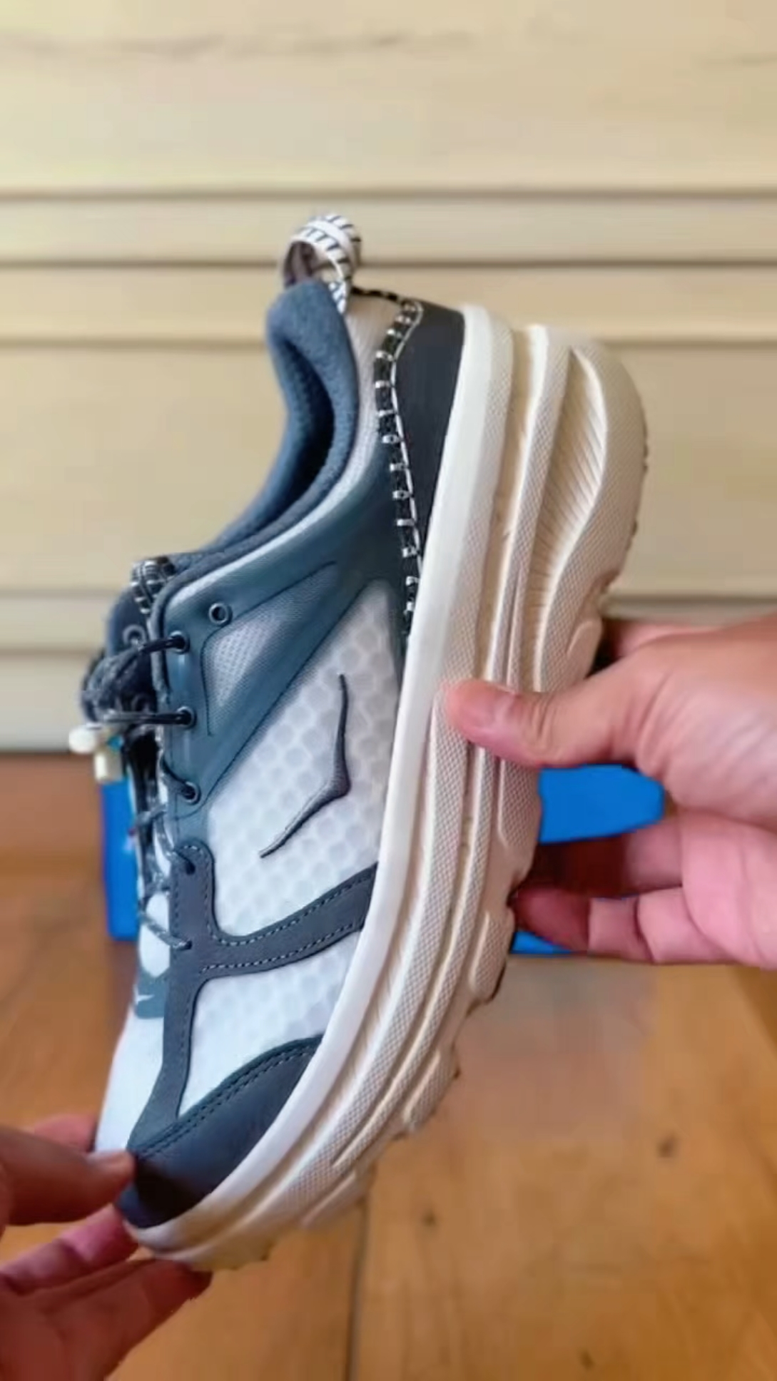 厚中底踩屎感！HOKA BONDI B3开箱封神