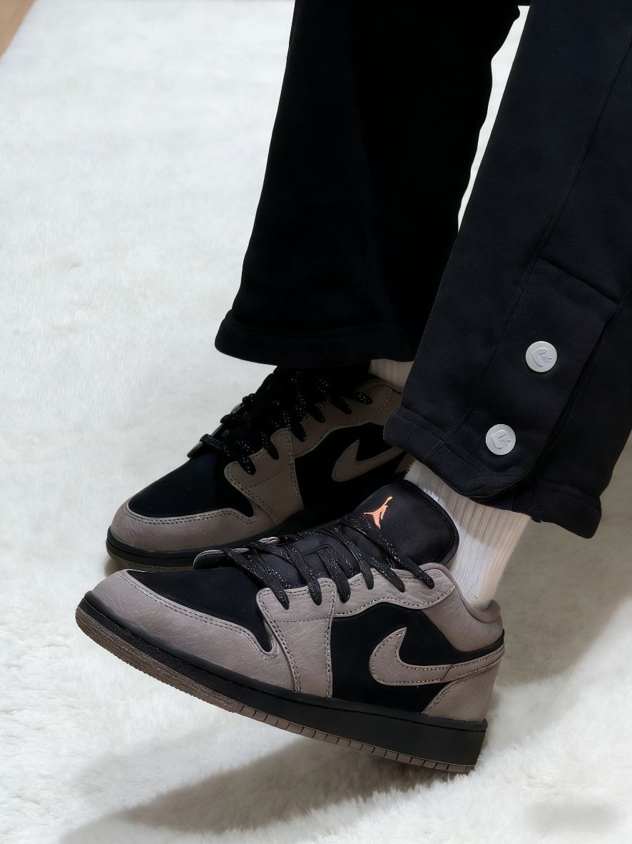 冬天穿球鞋别硬扛!这双“灰调AJ”暖得比加绒鞋还省心