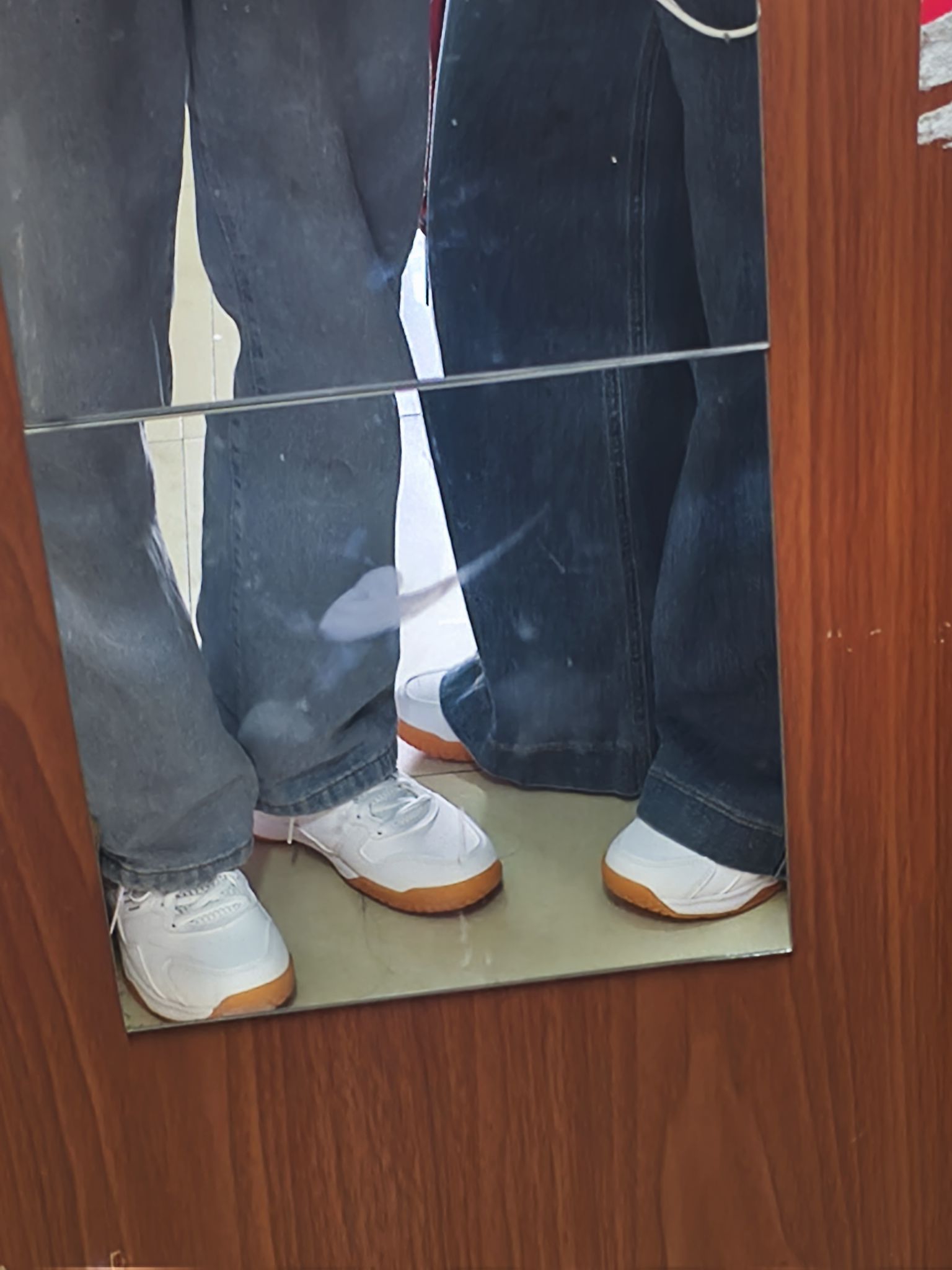 #羽毛球鞋
