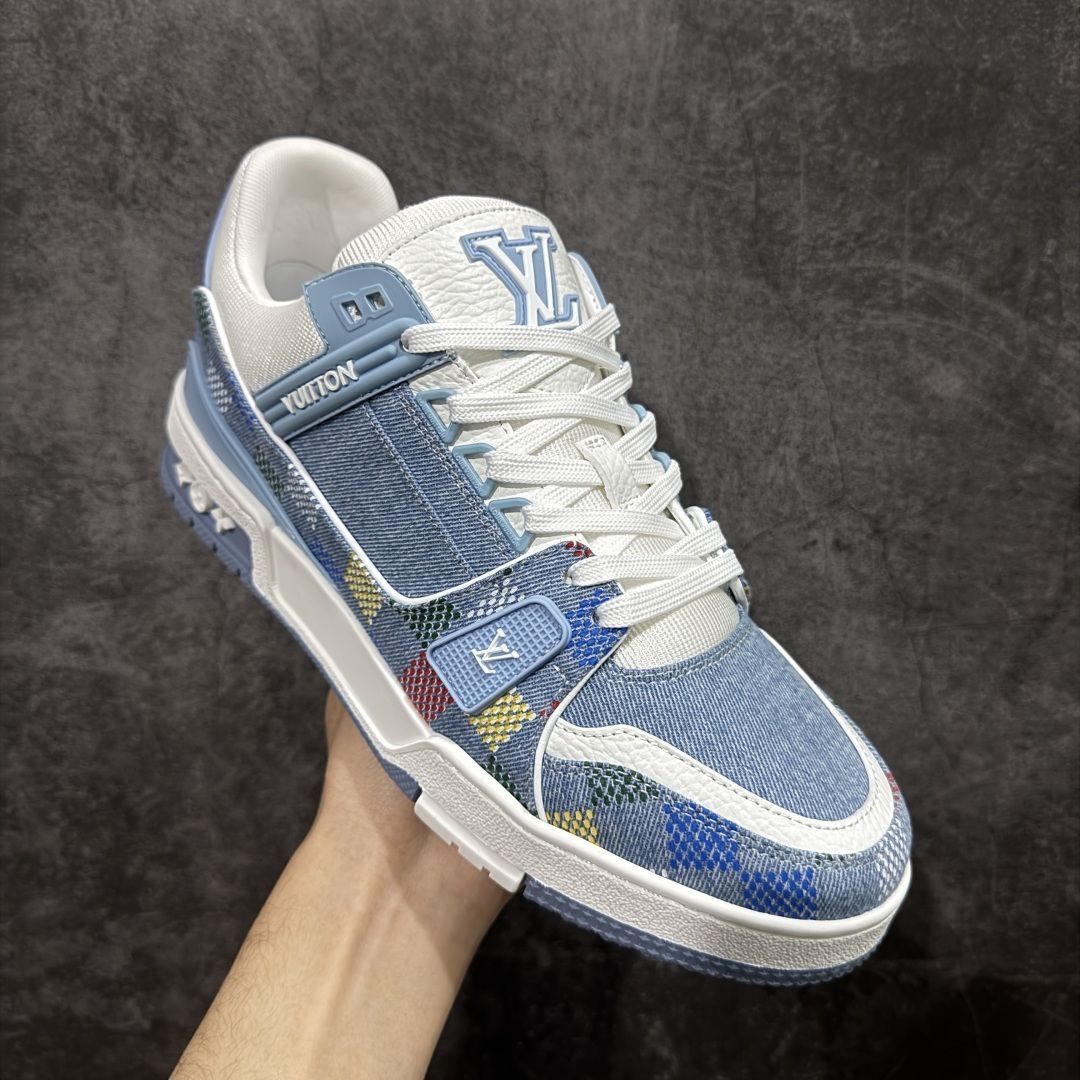 LV蓝白浮雕板鞋|轻奢通勤,一步高级✨